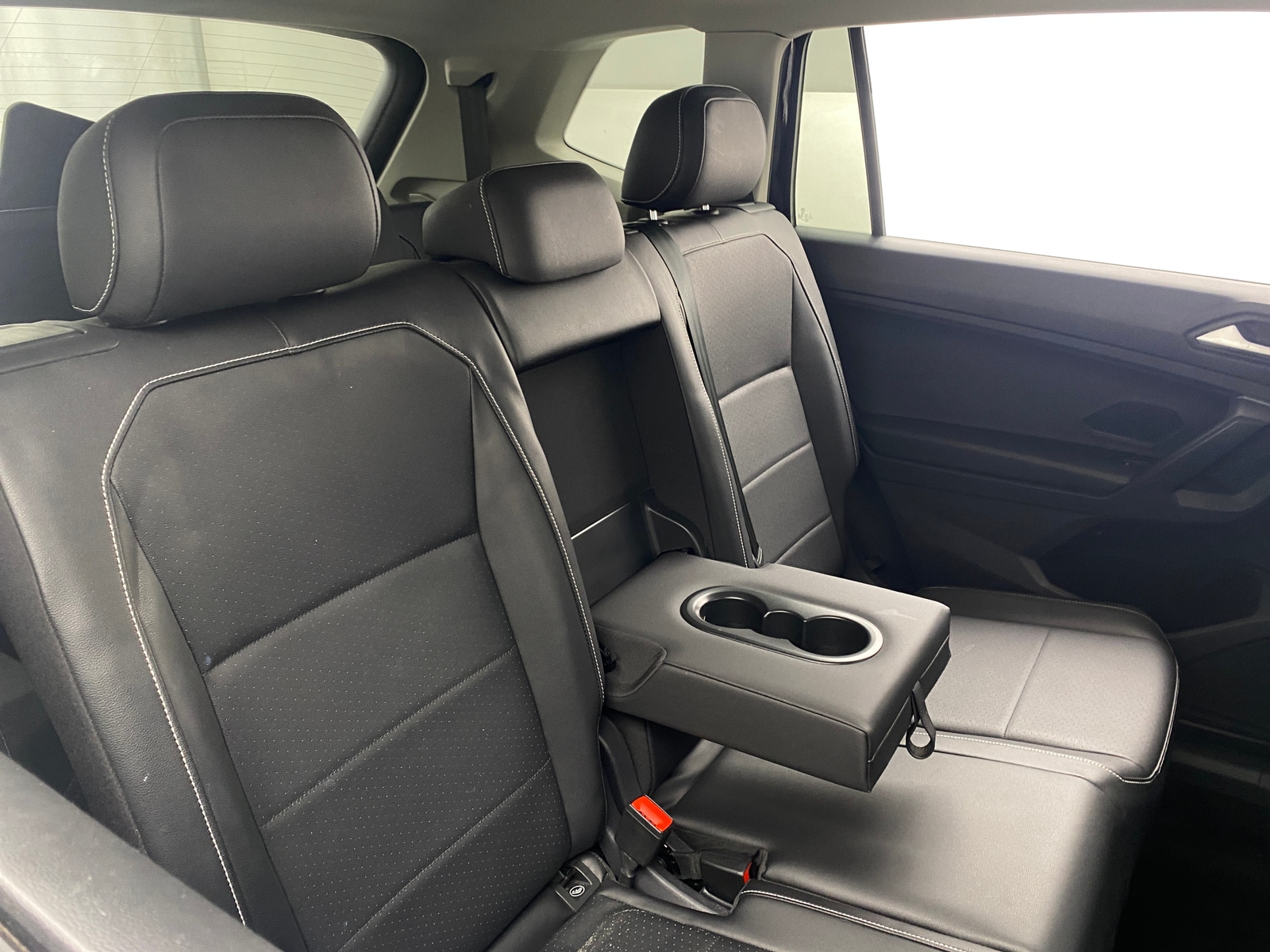 Thumbnail: 2021 Volkswagen Tiguan - 5