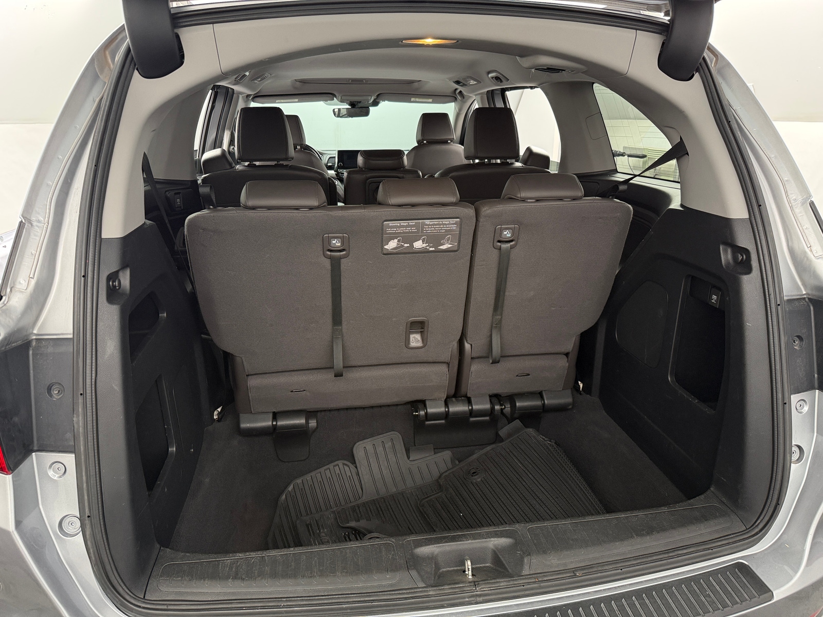 Thumbnail: 2019 Honda Odyssey - 6