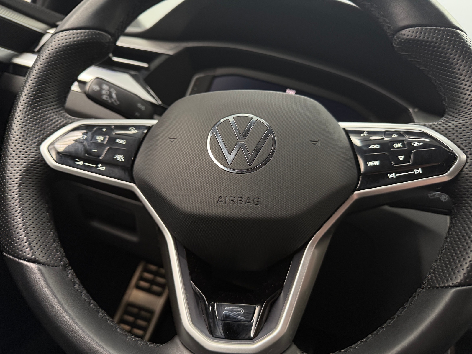 Thumbnail: 2021 Volkswagen Arteon - 4