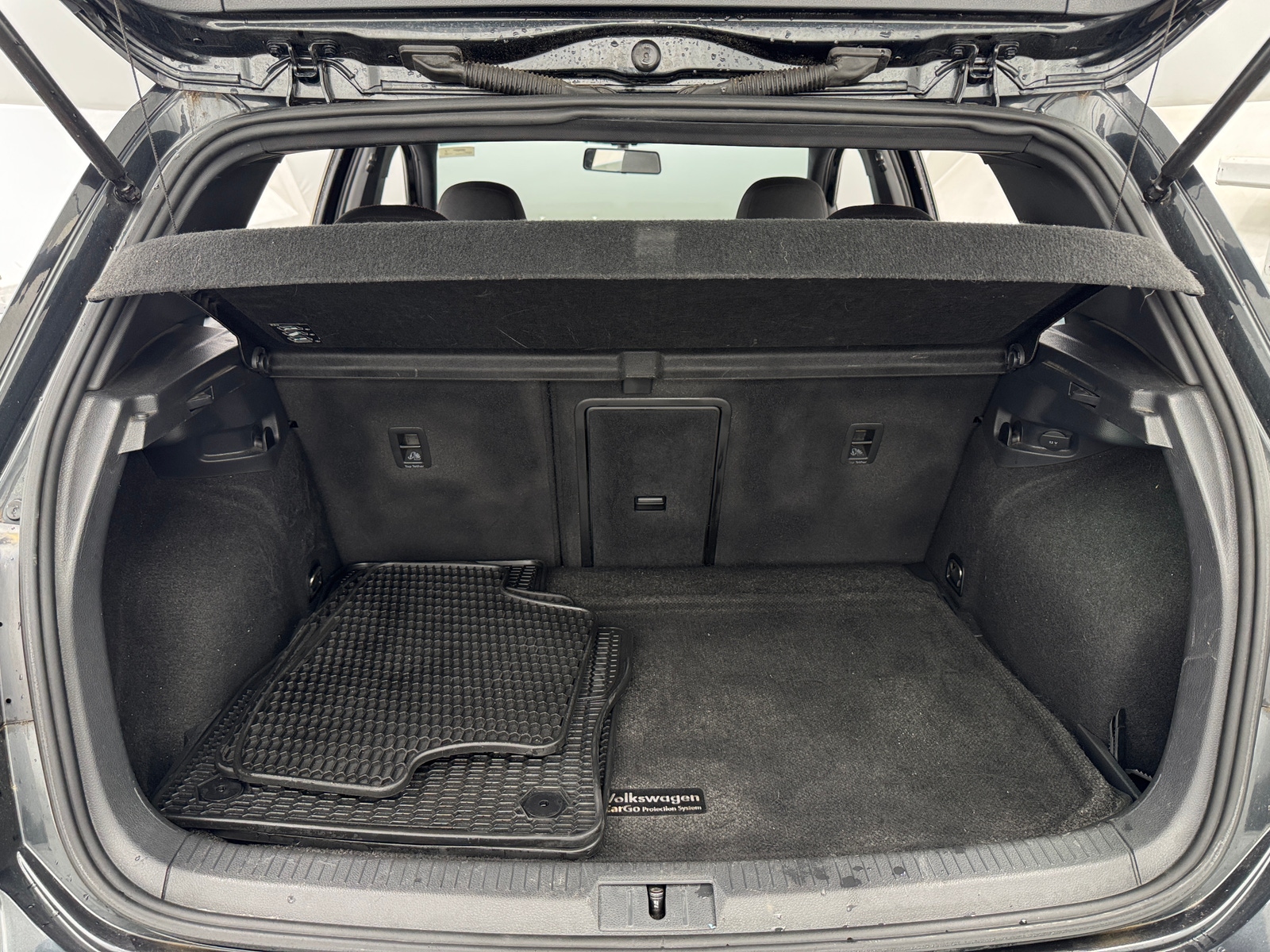 Thumbnail: 2017 Volkswagen Golf - 7