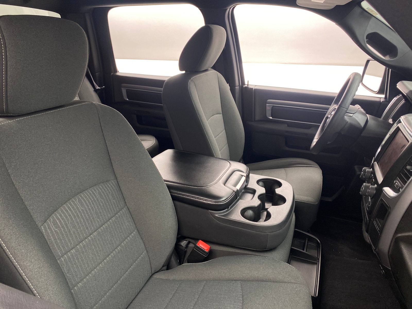 Thumbnail: 2022 RAM 1500 Classic - 2