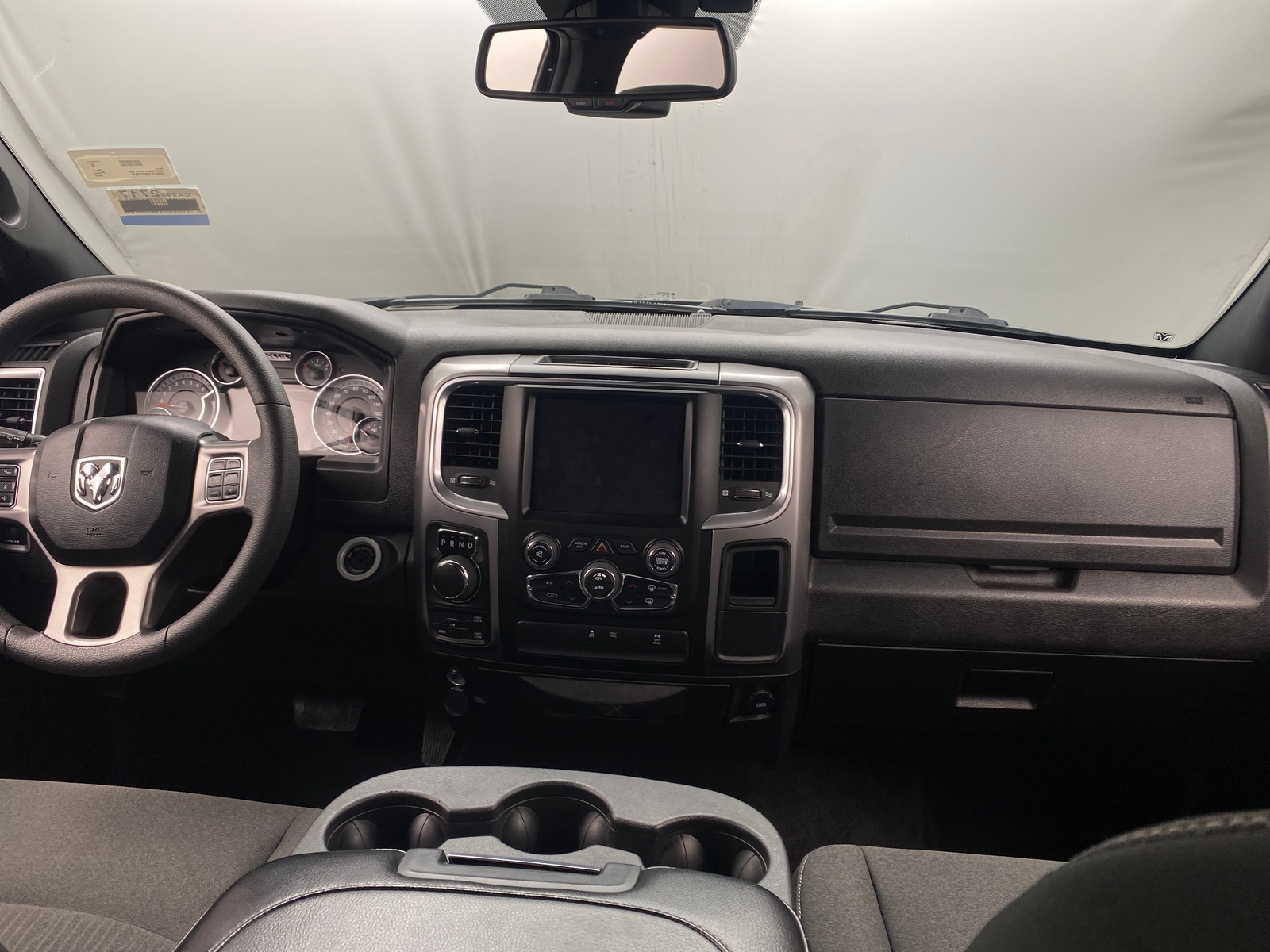 Thumbnail: 2022 RAM 1500 Classic - 3