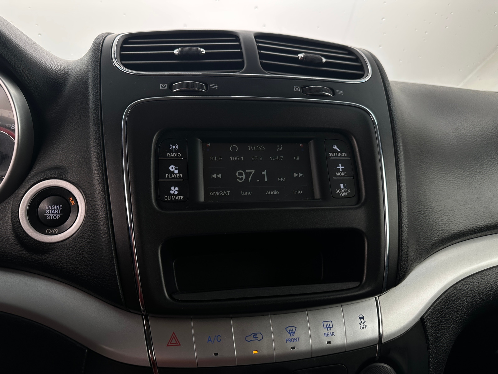 Thumbnail: 2018 Dodge Journey - 4