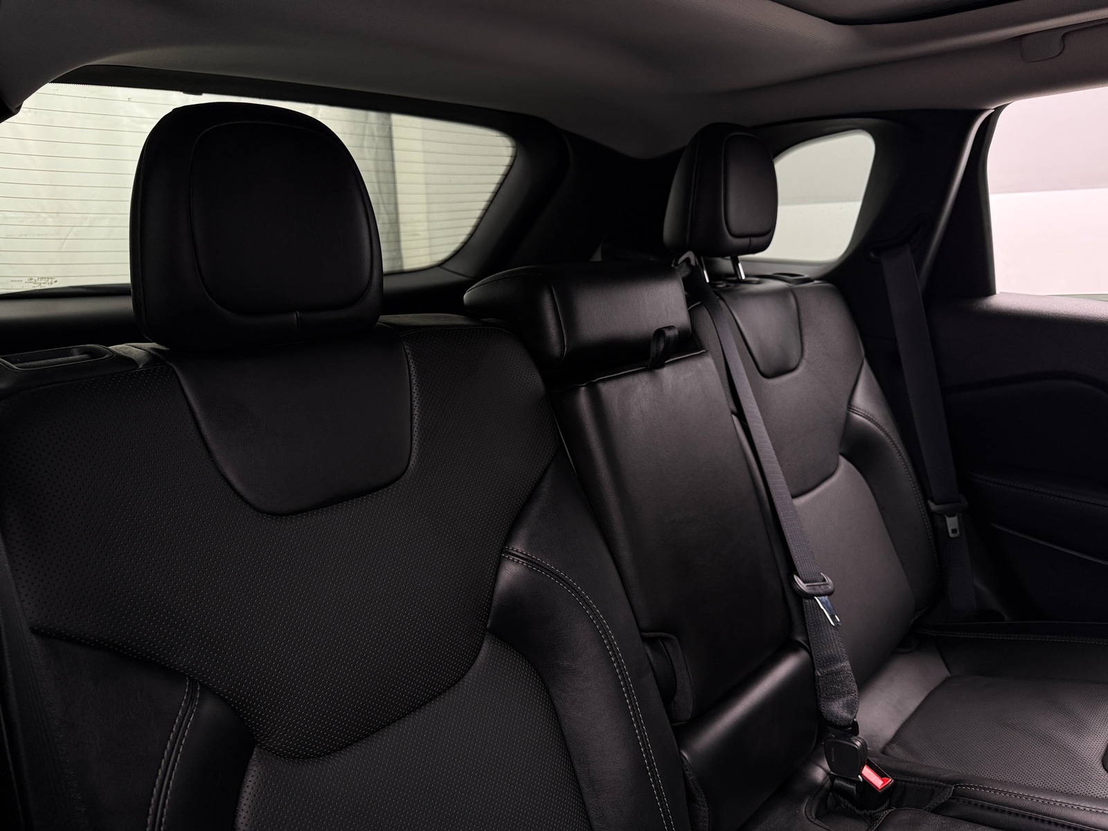 Thumbnail: 2022 Jeep Cherokee - 5