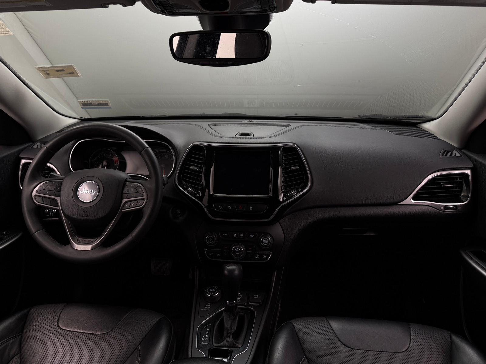 Thumbnail: 2022 Jeep Cherokee - 2