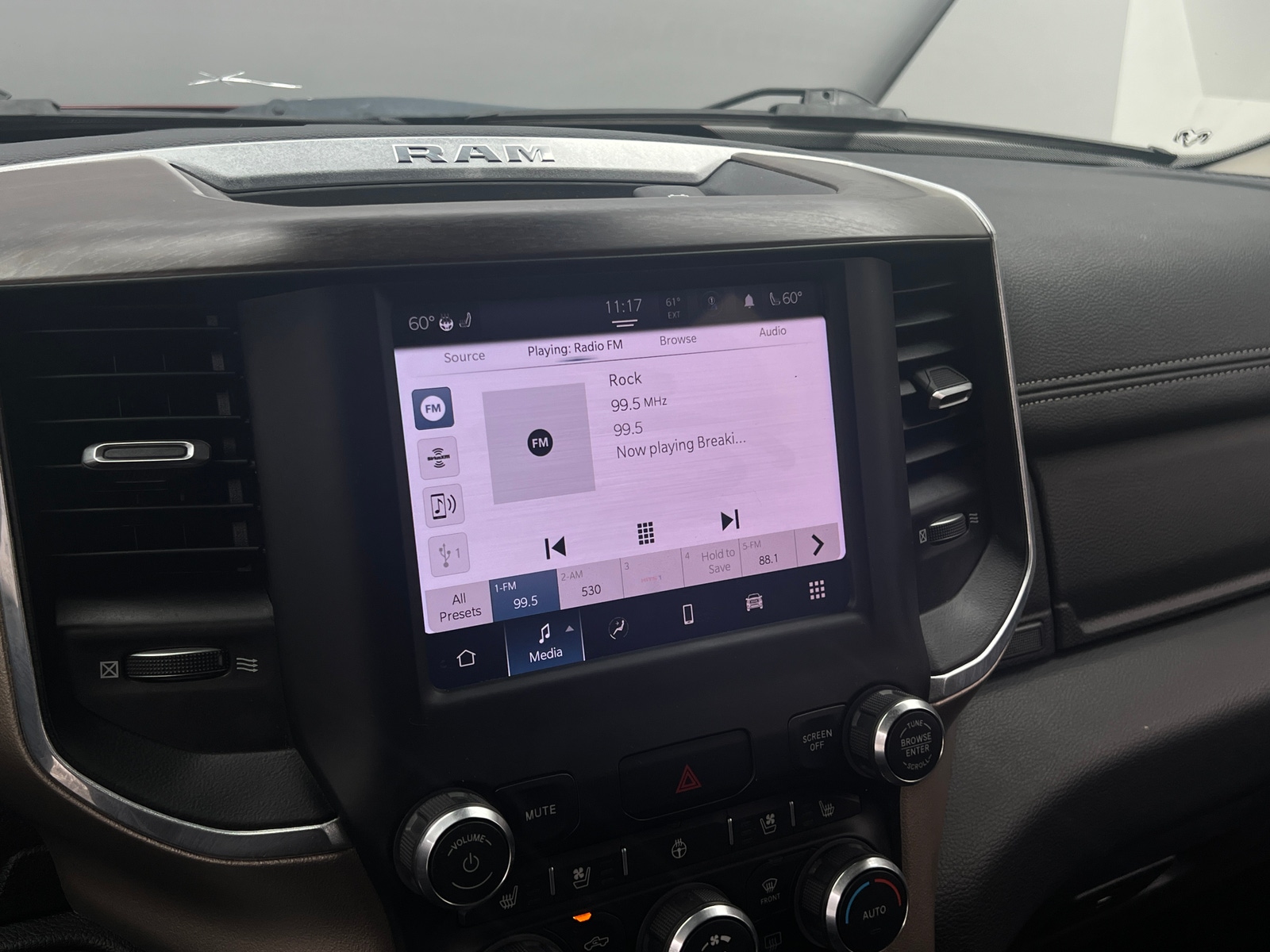 Thumbnail: 2022 RAM 1500 - 3