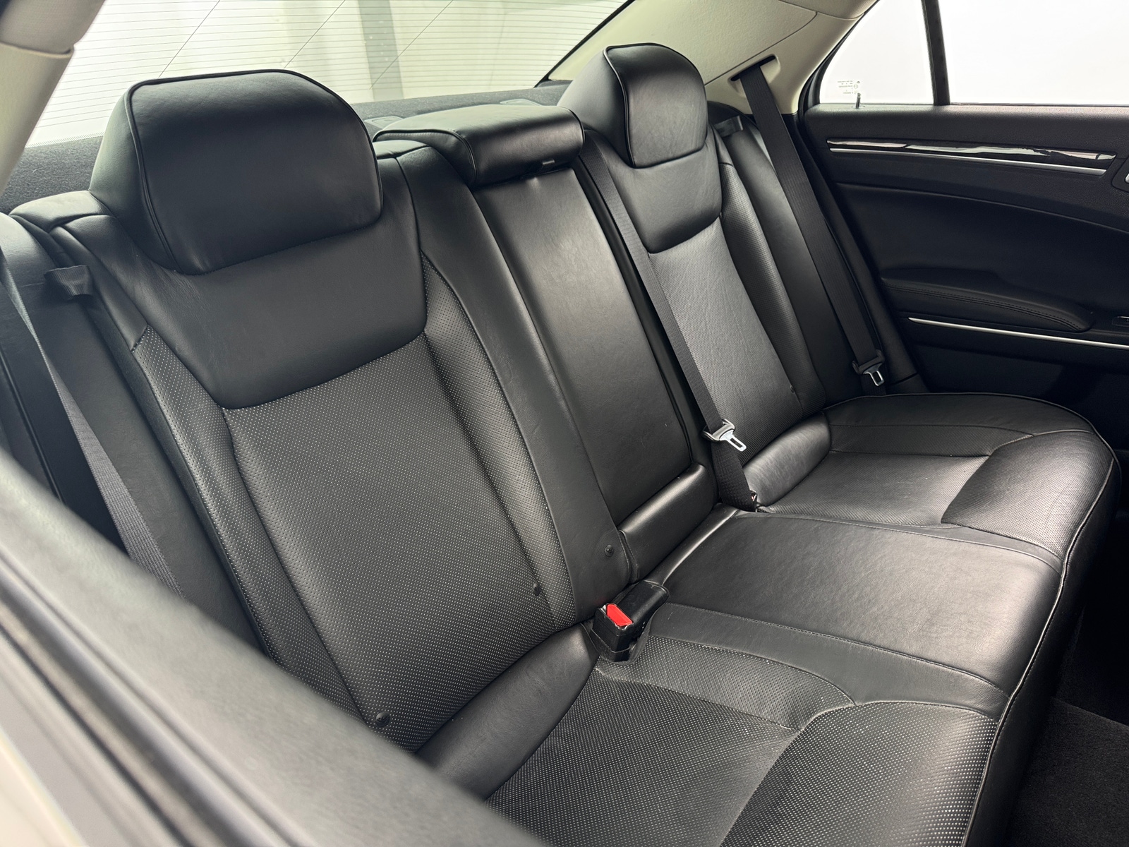 Thumbnail: 2019 Chrysler 300 - 5