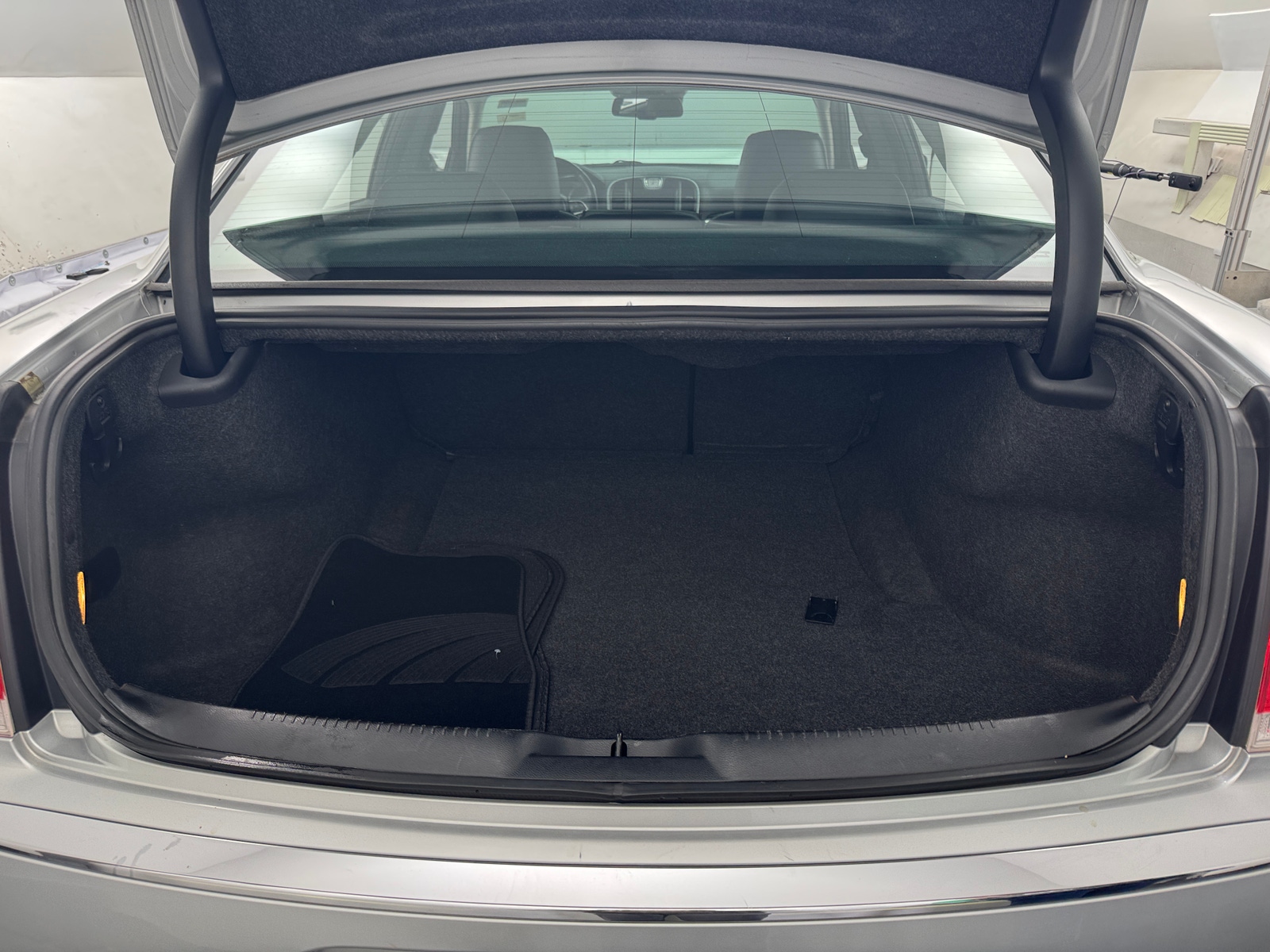 Thumbnail: 2019 Chrysler 300 - 6