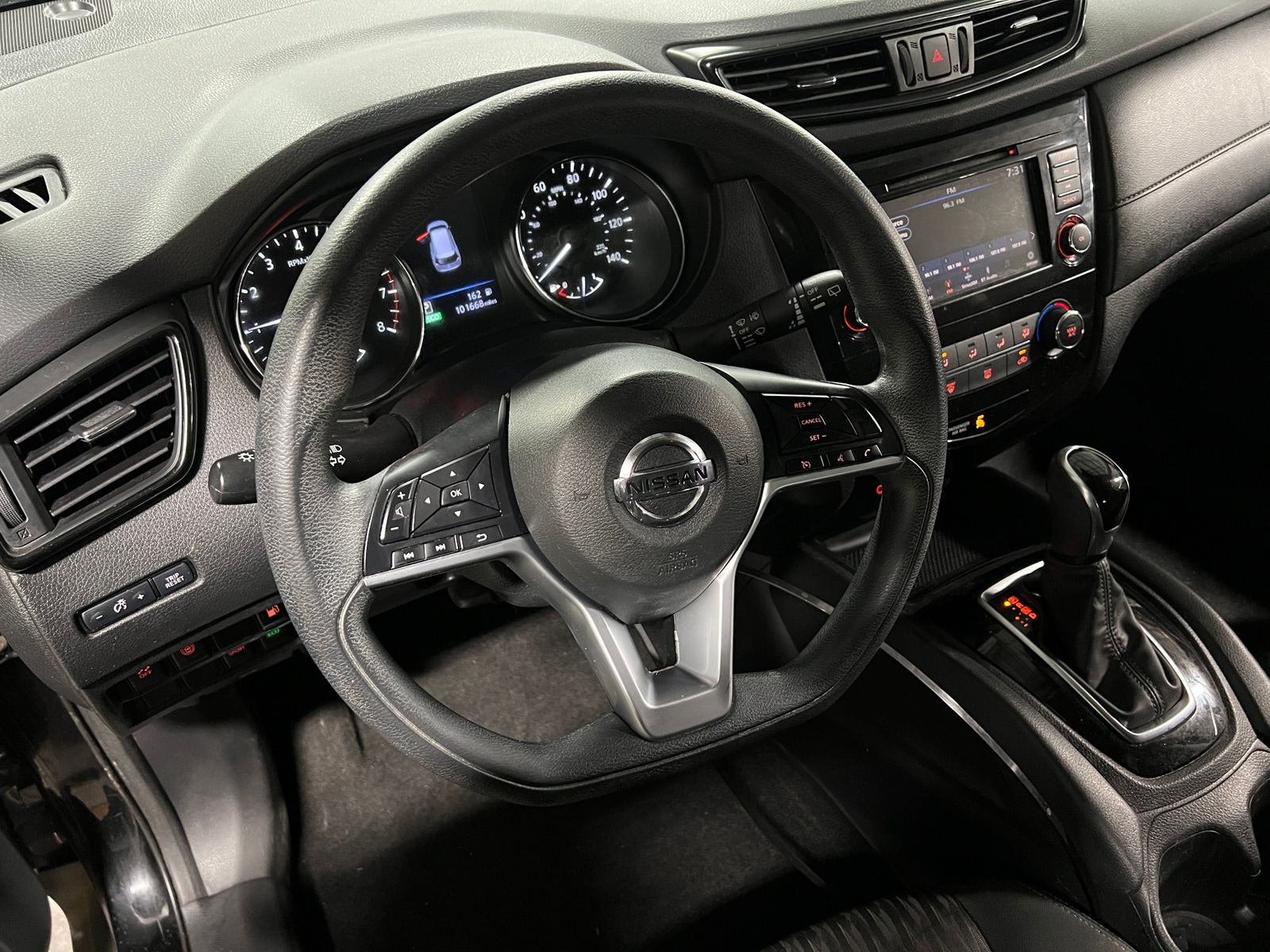 Thumbnail: 2020 Nissan Rogue - 5