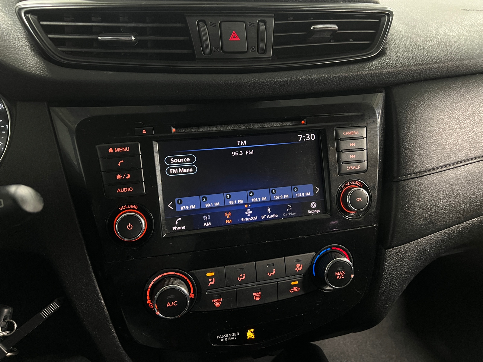 Thumbnail: 2020 Nissan Rogue - 4