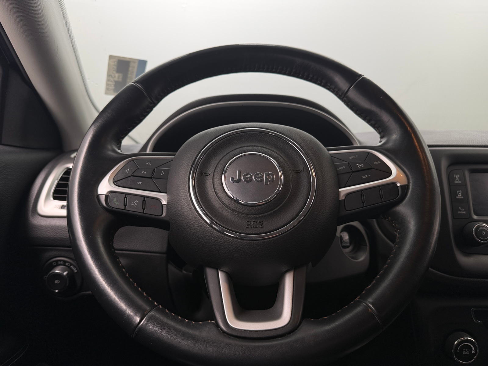 Thumbnail: 2017 Jeep Compass - 5