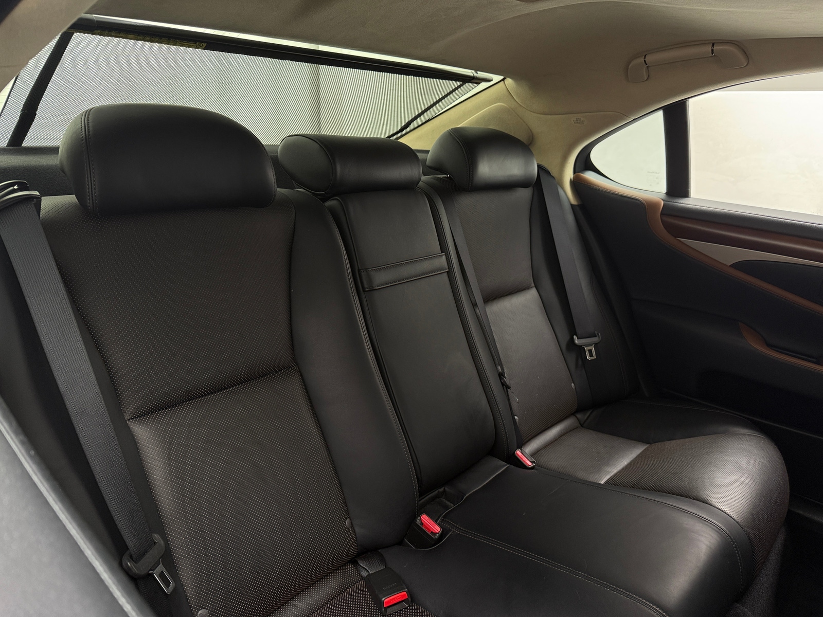 Thumbnail: 2014 Lexus LS - 5