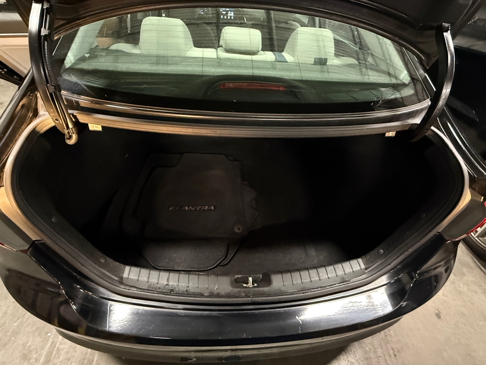 Thumbnail: 2018 Hyundai Elantra - 7