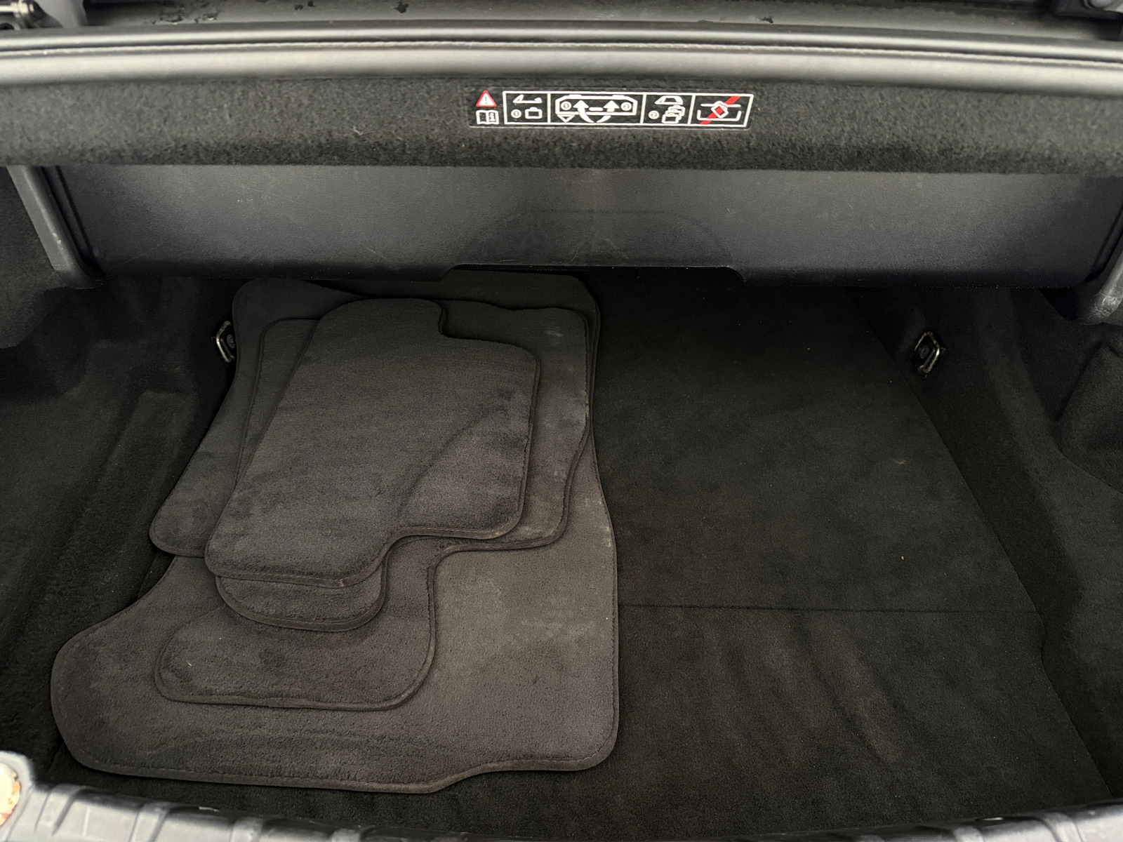 Thumbnail: 2012 BMW 6 Series - 4