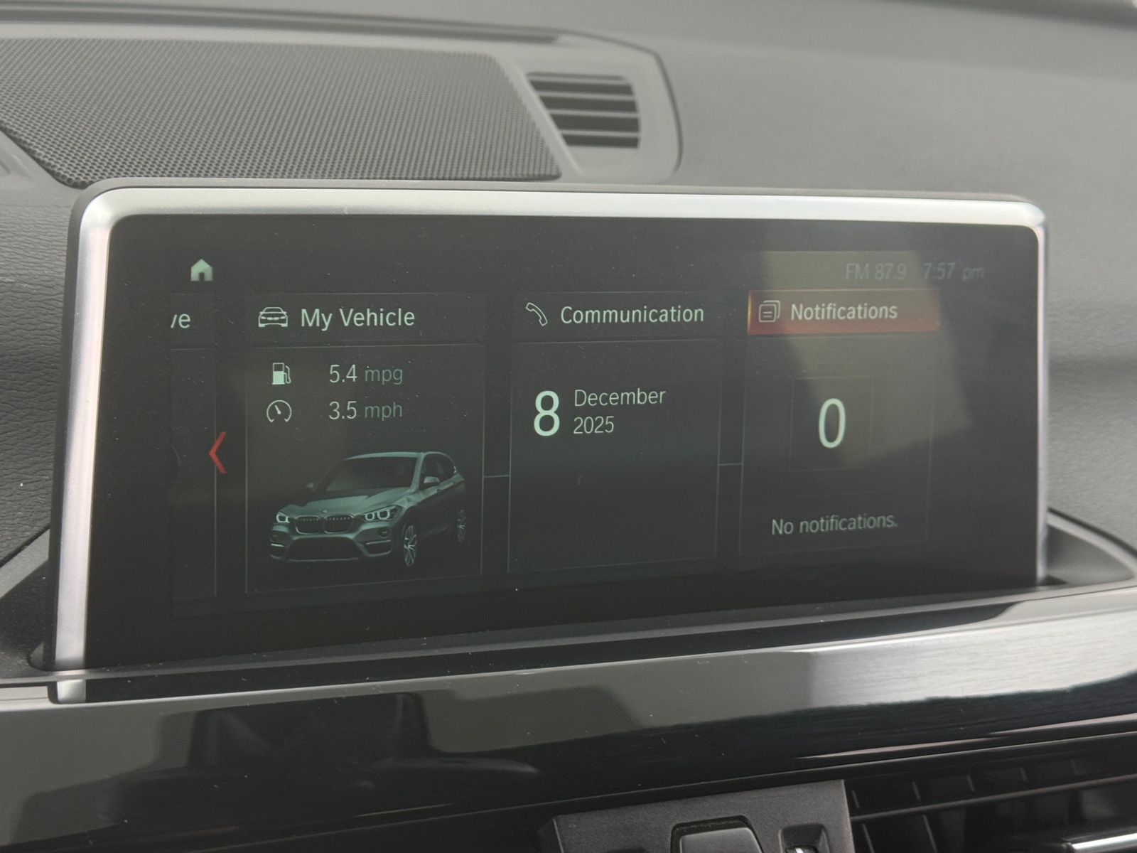 Thumbnail: 2018 BMW X1 - 3