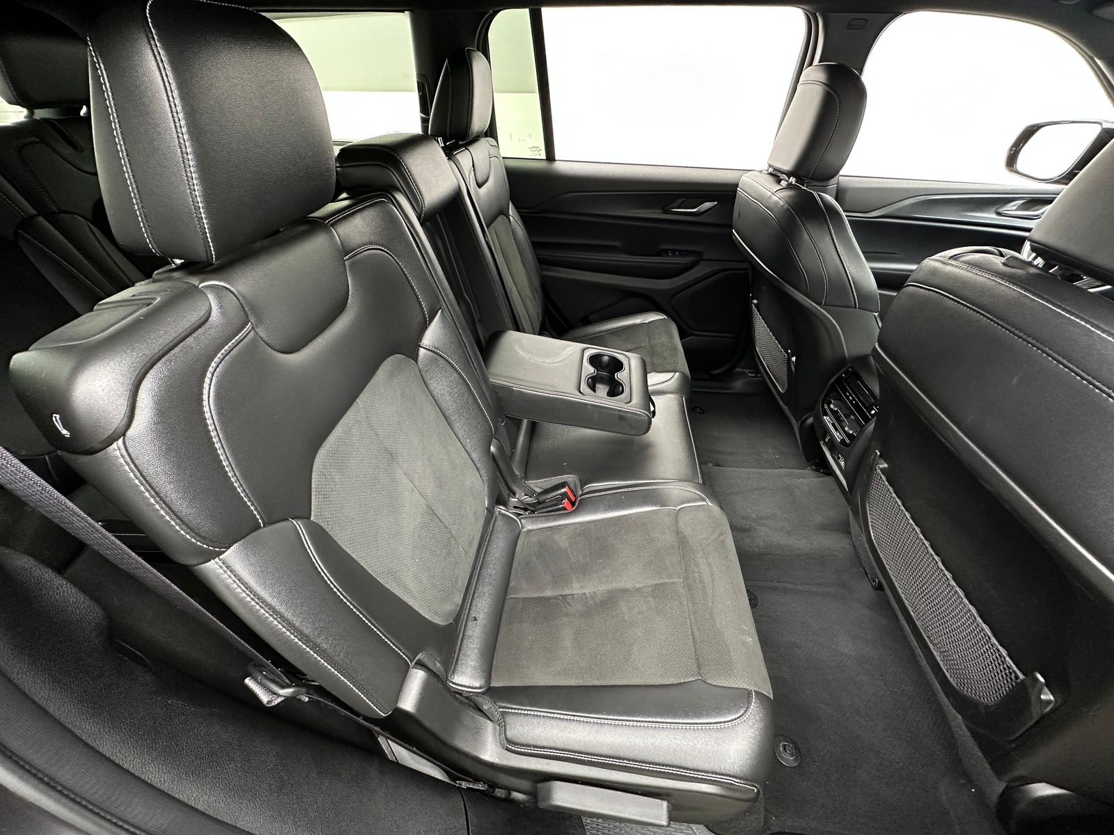 Thumbnail: 2024 Jeep Grand Cherokee L - 5