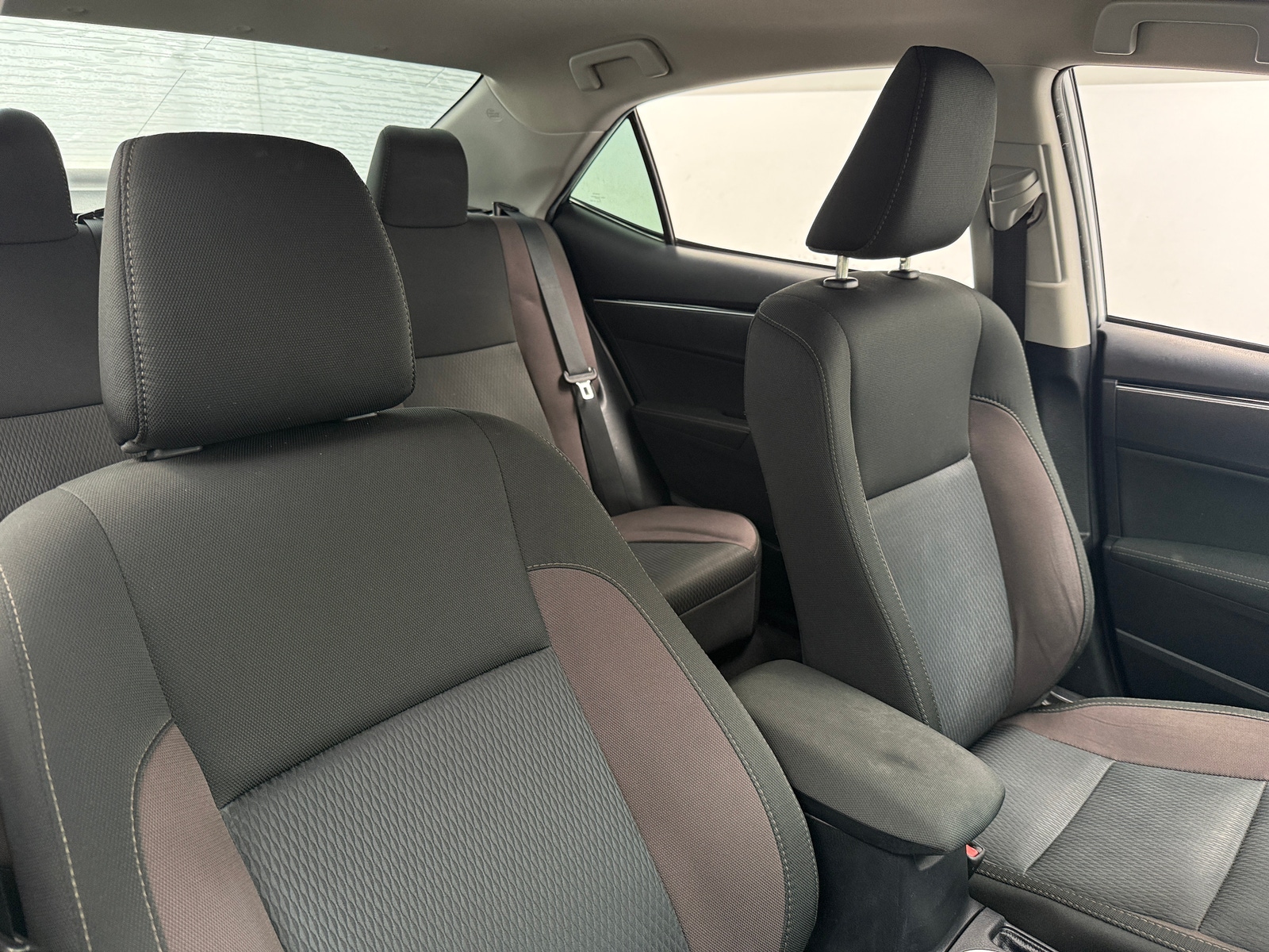 Thumbnail: 2018 Toyota Corolla - 2