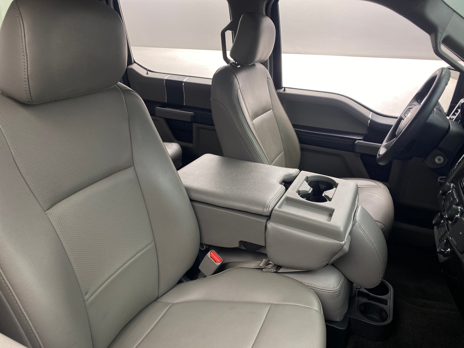 Thumbnail: 2015 Ford Econoline - 2