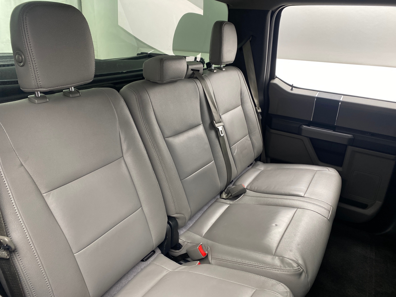 Thumbnail: 2015 Ford Econoline - 6