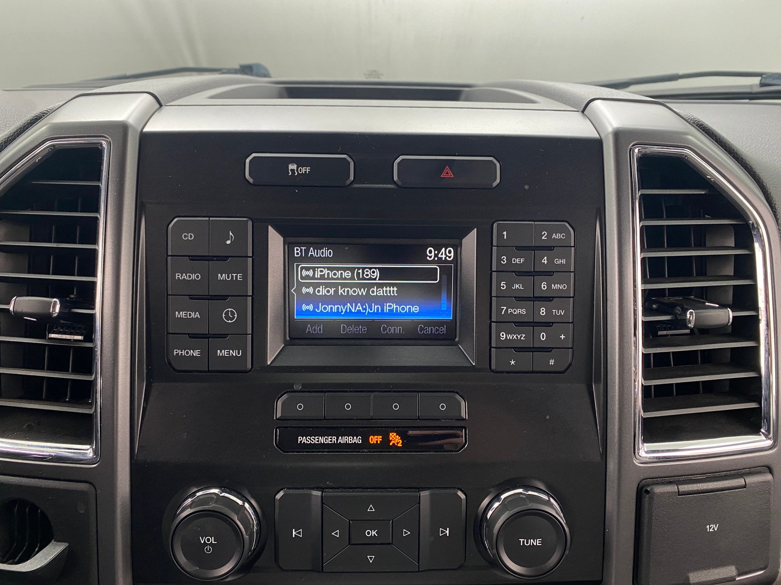 Thumbnail: 2015 Ford Econoline - 4