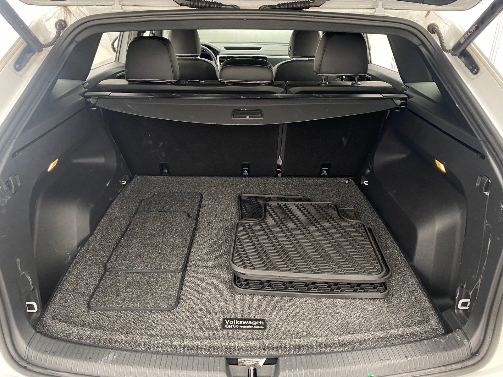 Thumbnail: 2023 Volkswagen Atlas - 6