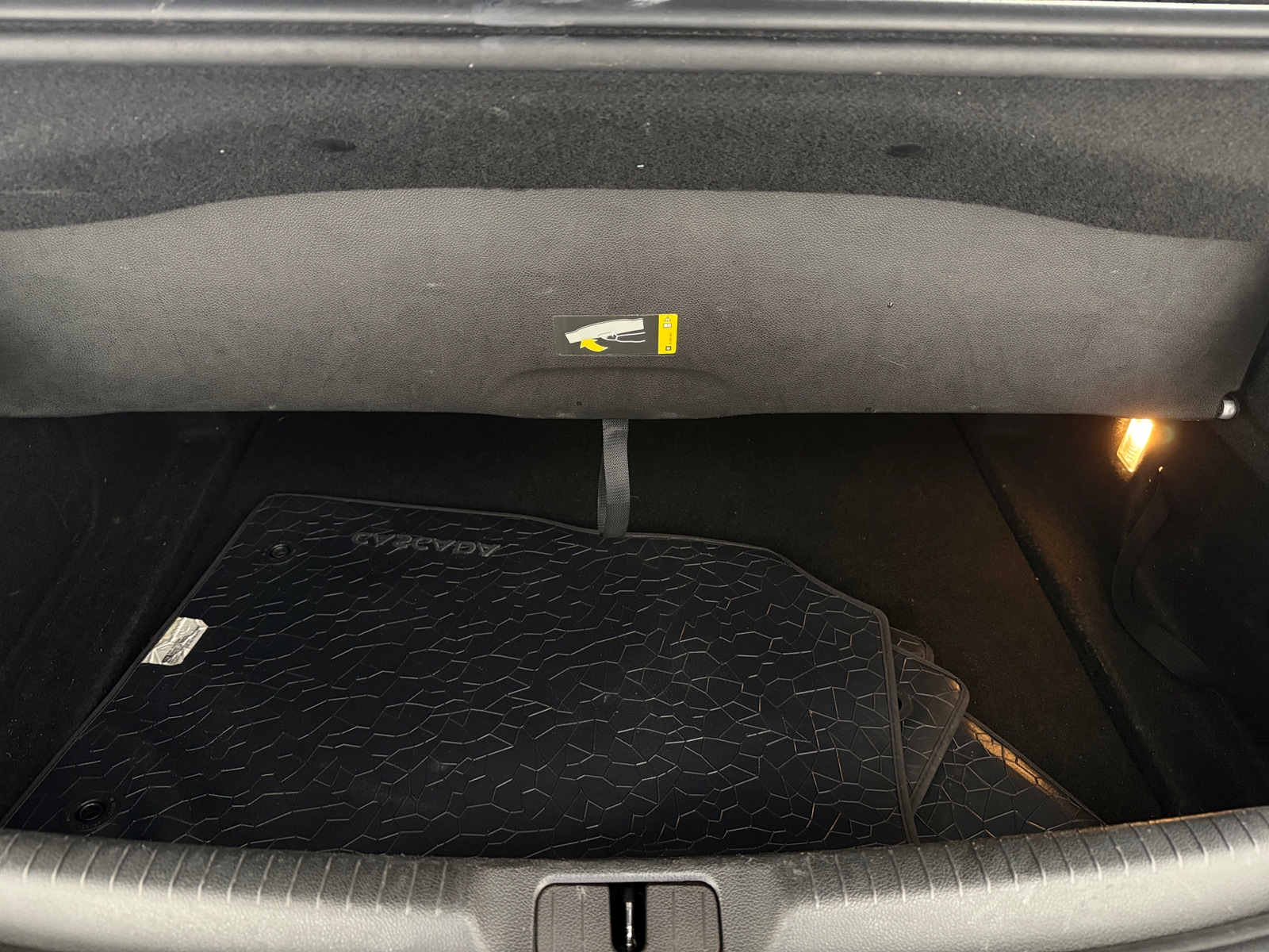 Thumbnail: 2016 Buick Cascada - 4