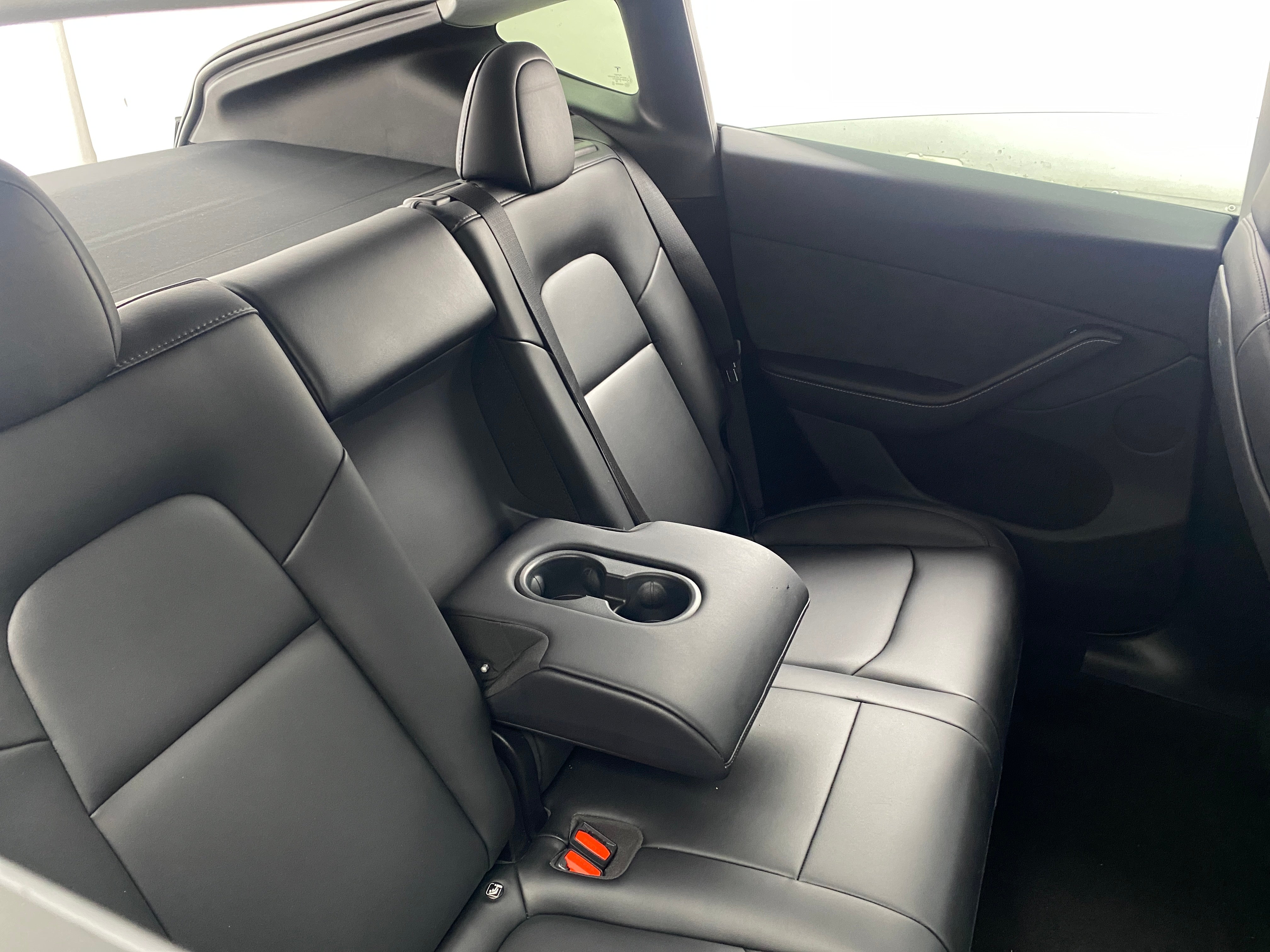 Used 2023 Tesla Model Y Long Range with VIN 7SAYGDEE2PA203638 for sale in Oak Creek, WI