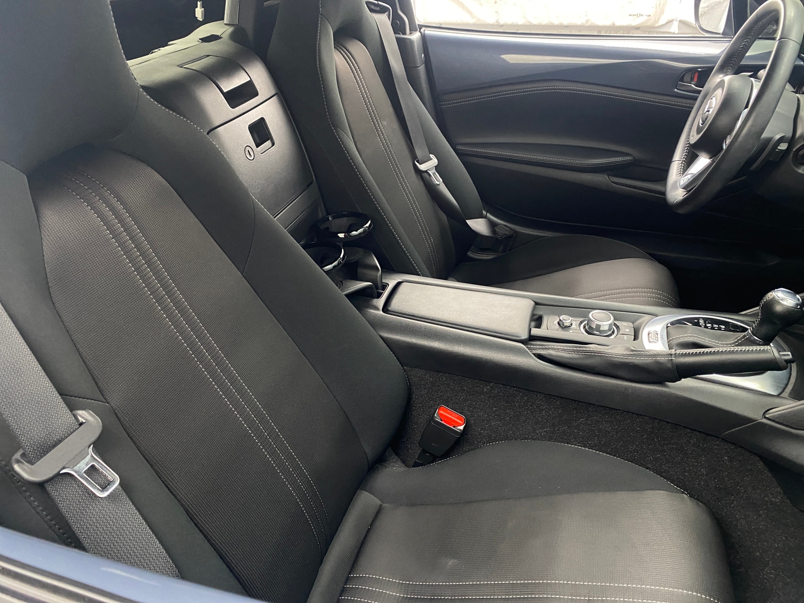 Thumbnail: 2021 Mazda MX-5 Miata - 2