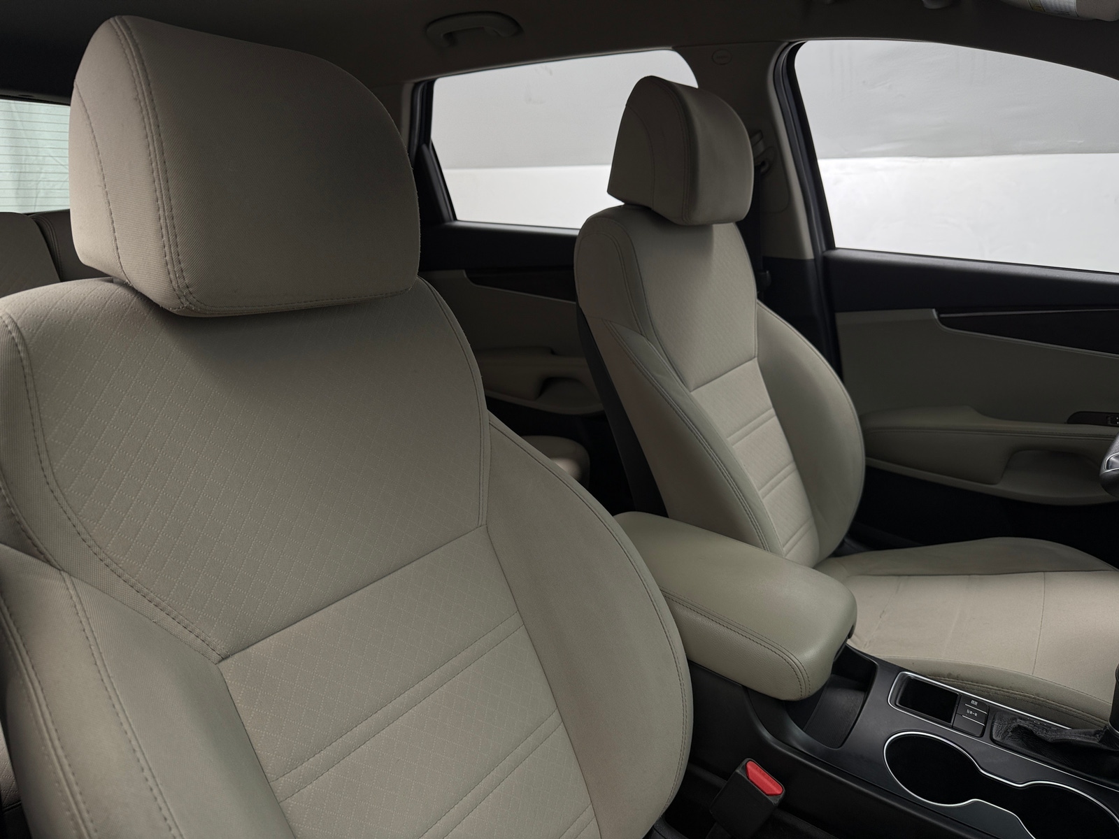 Thumbnail: 2017 Kia Sorento - 2