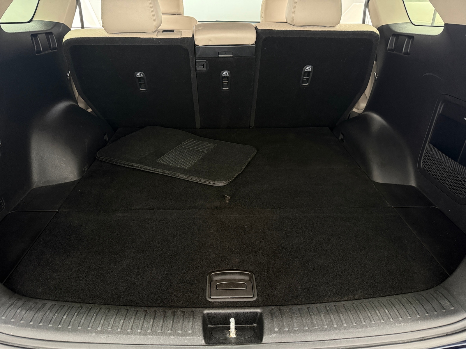 Thumbnail: 2017 Kia Sorento - 7