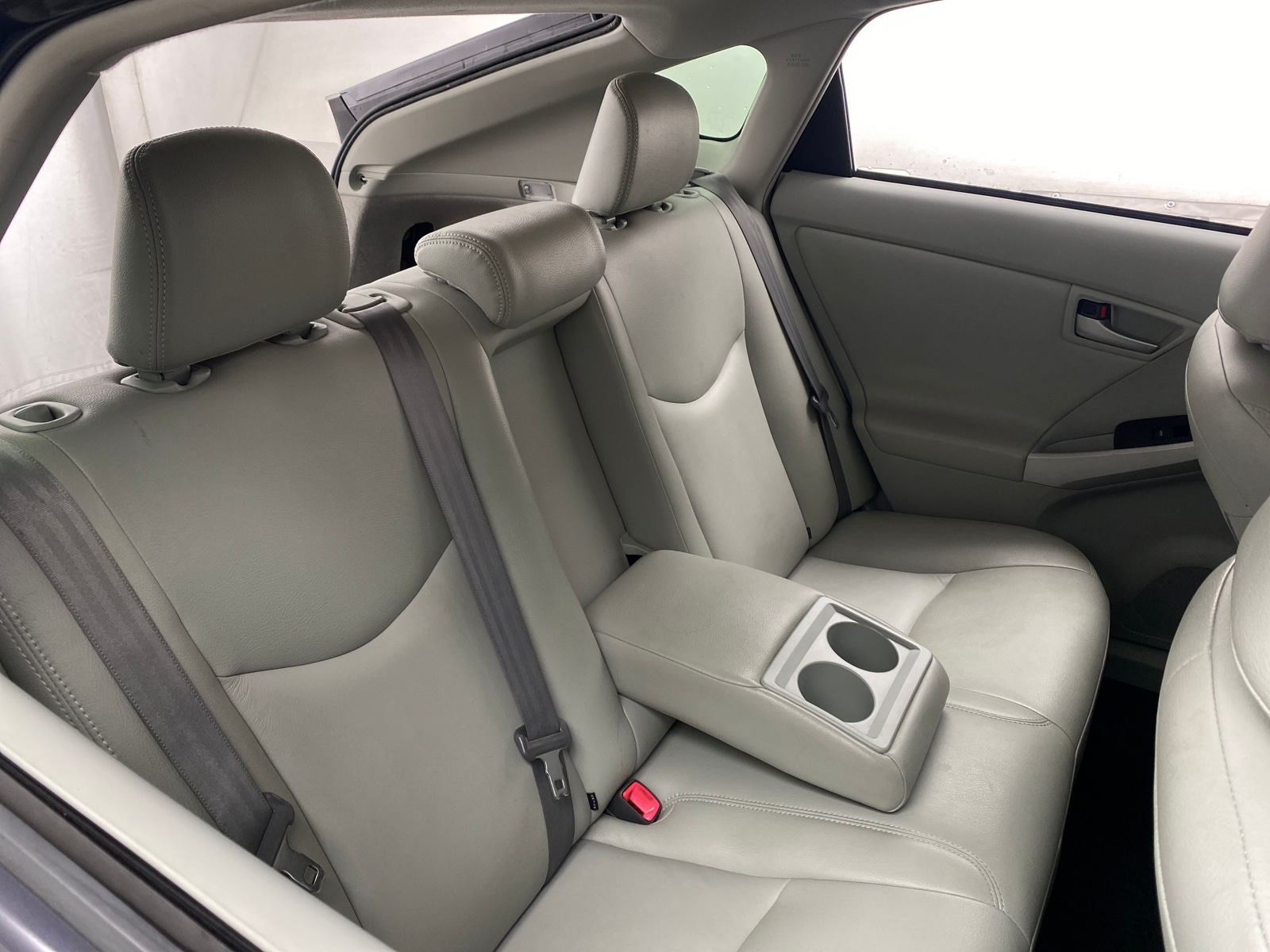 Thumbnail: 2013 Toyota Prius - 6