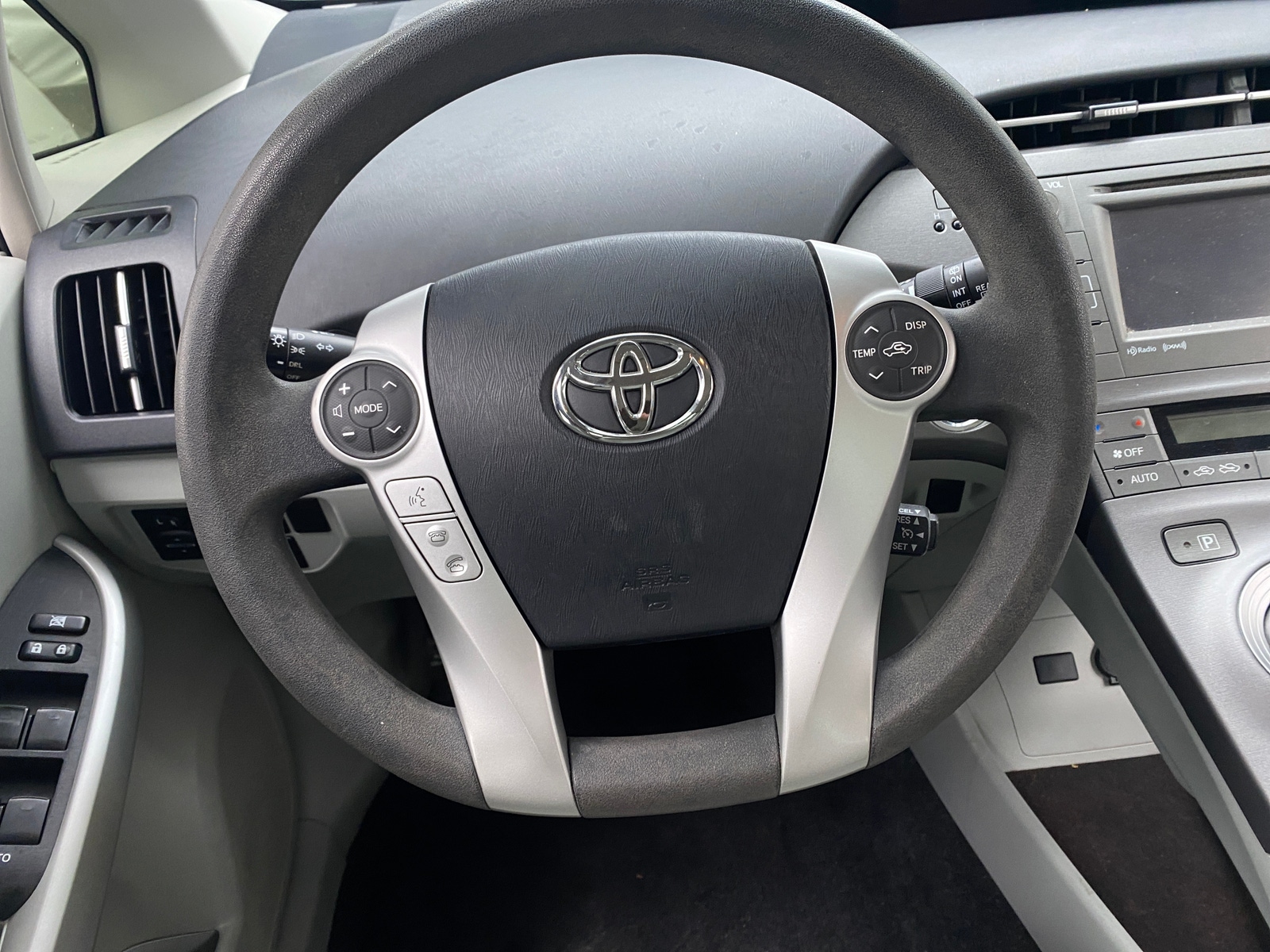 Thumbnail: 2013 Toyota Prius - 5