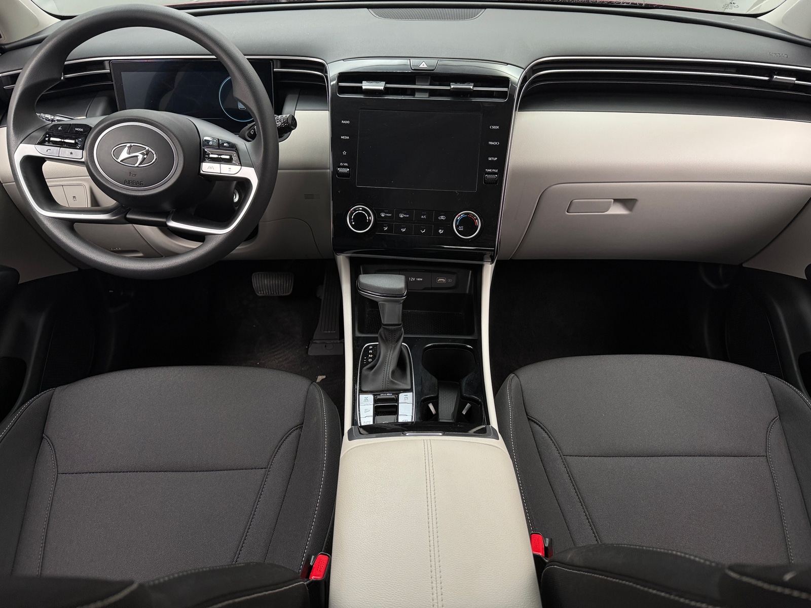 Thumbnail: 2024 Hyundai Tucson - 3