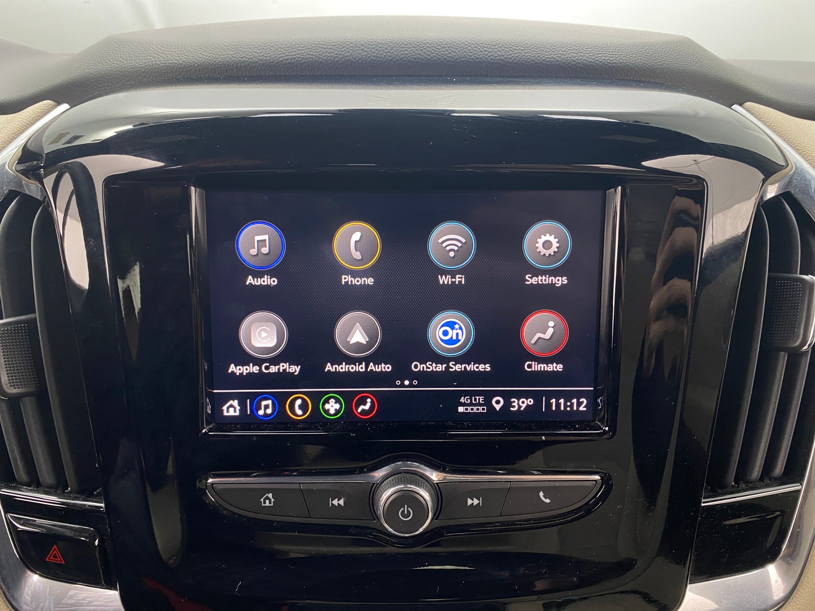 Thumbnail: 2023 Chevrolet Traverse - 4