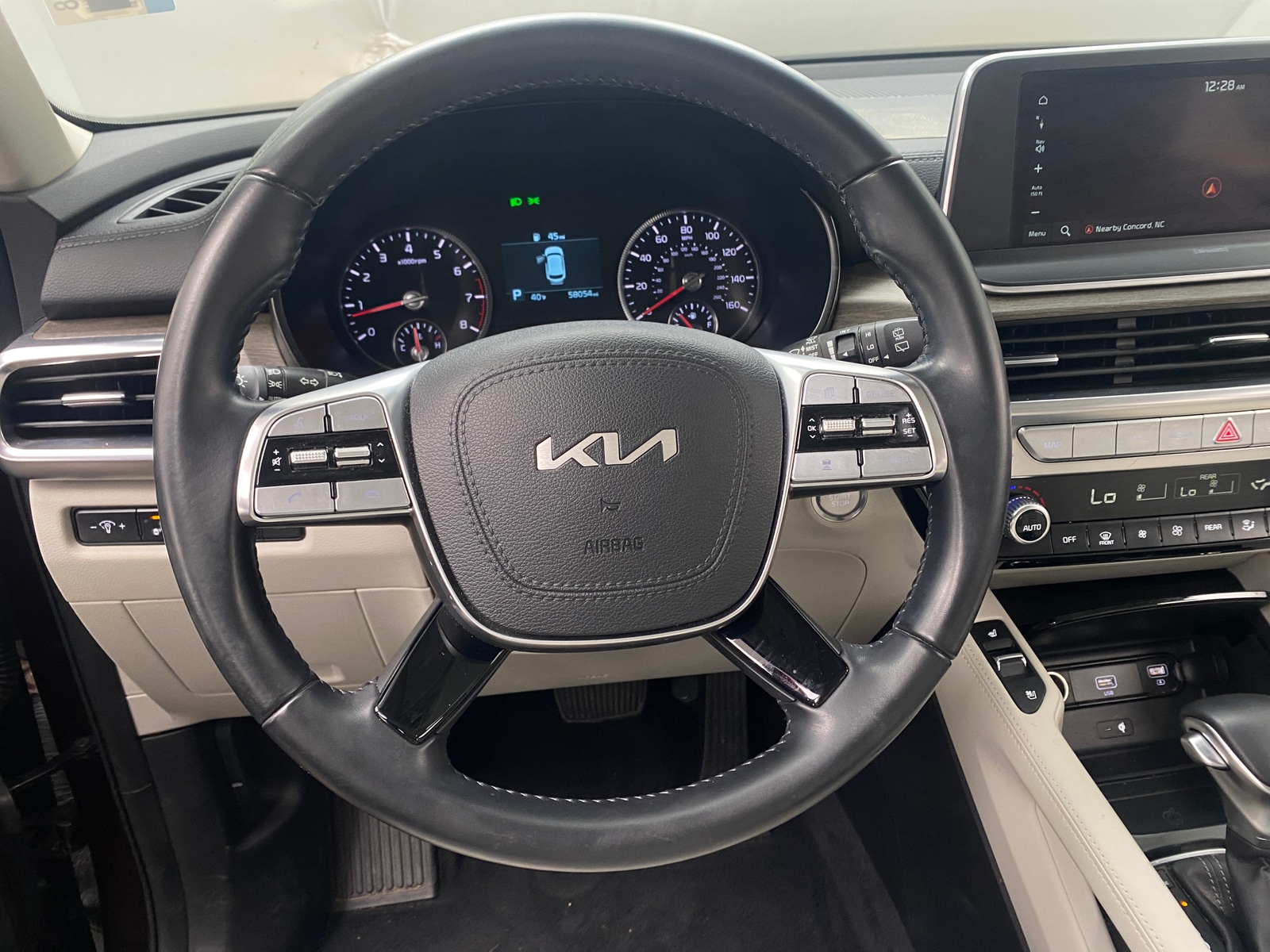 Thumbnail: 2022 Kia Telluride - 4