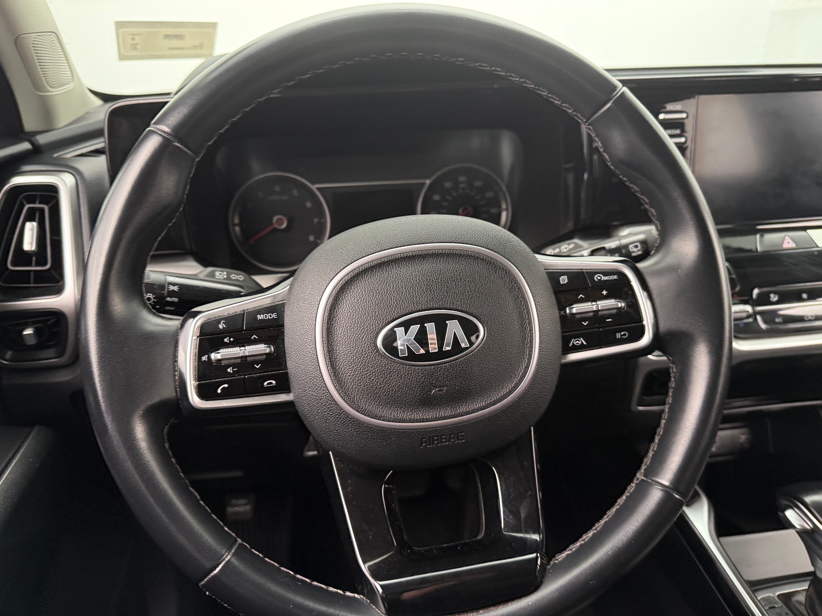 Thumbnail: 2021 Kia Sorento - 5