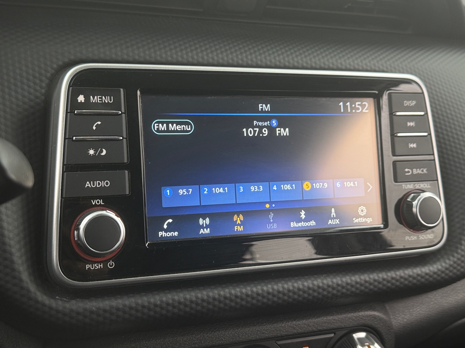 Thumbnail: 2024 Nissan Kicks - 4