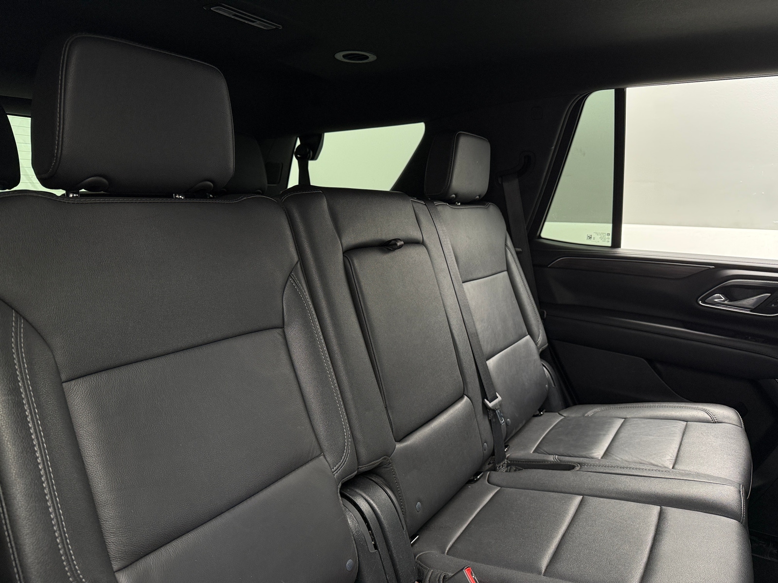 Thumbnail: 2023 Chevrolet Tahoe - 5