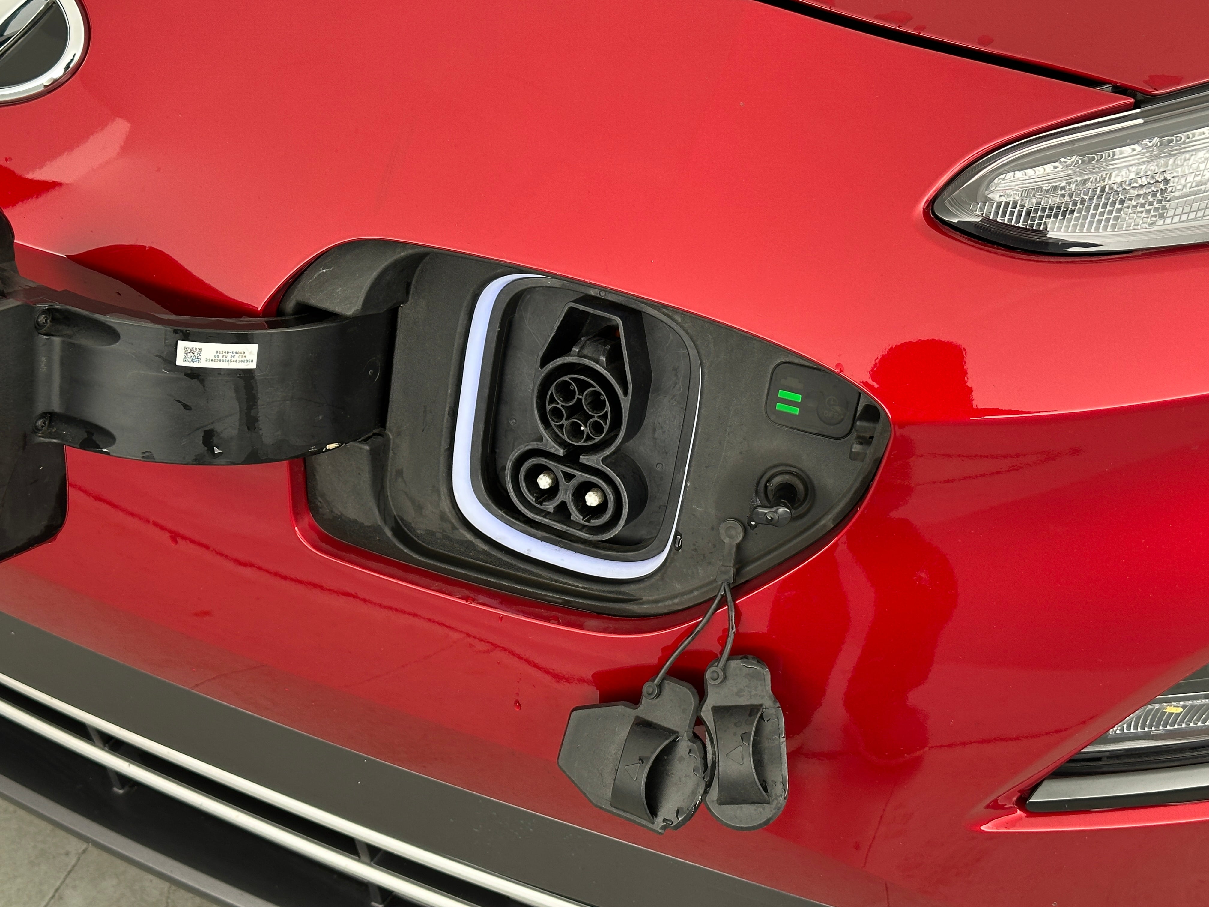 Used 2023 Hyundai Kona EV SEL with VIN KM8K33AG0PU192757 for sale in Oak Creek, WI