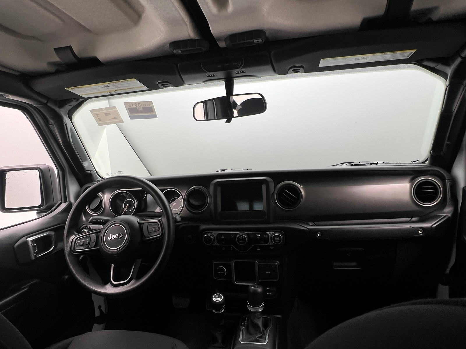 Thumbnail: 2023 Jeep Gladiator - 3