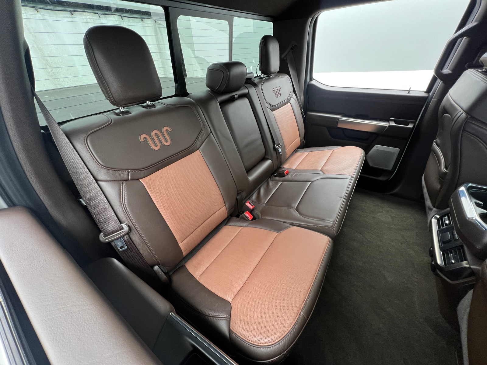 Thumbnail: 2022 Ford Econoline - 5