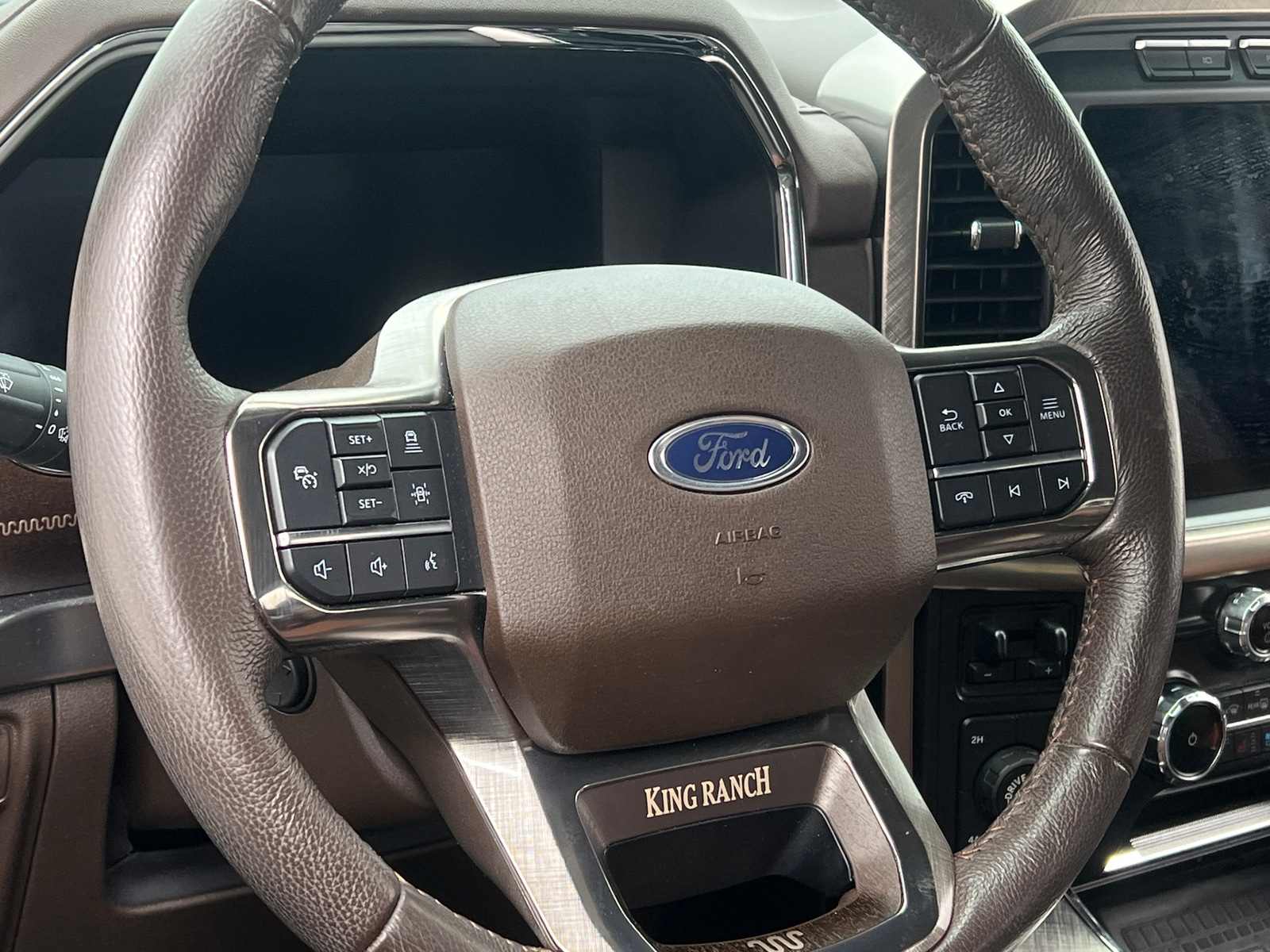 Thumbnail: 2022 Ford Econoline - 4