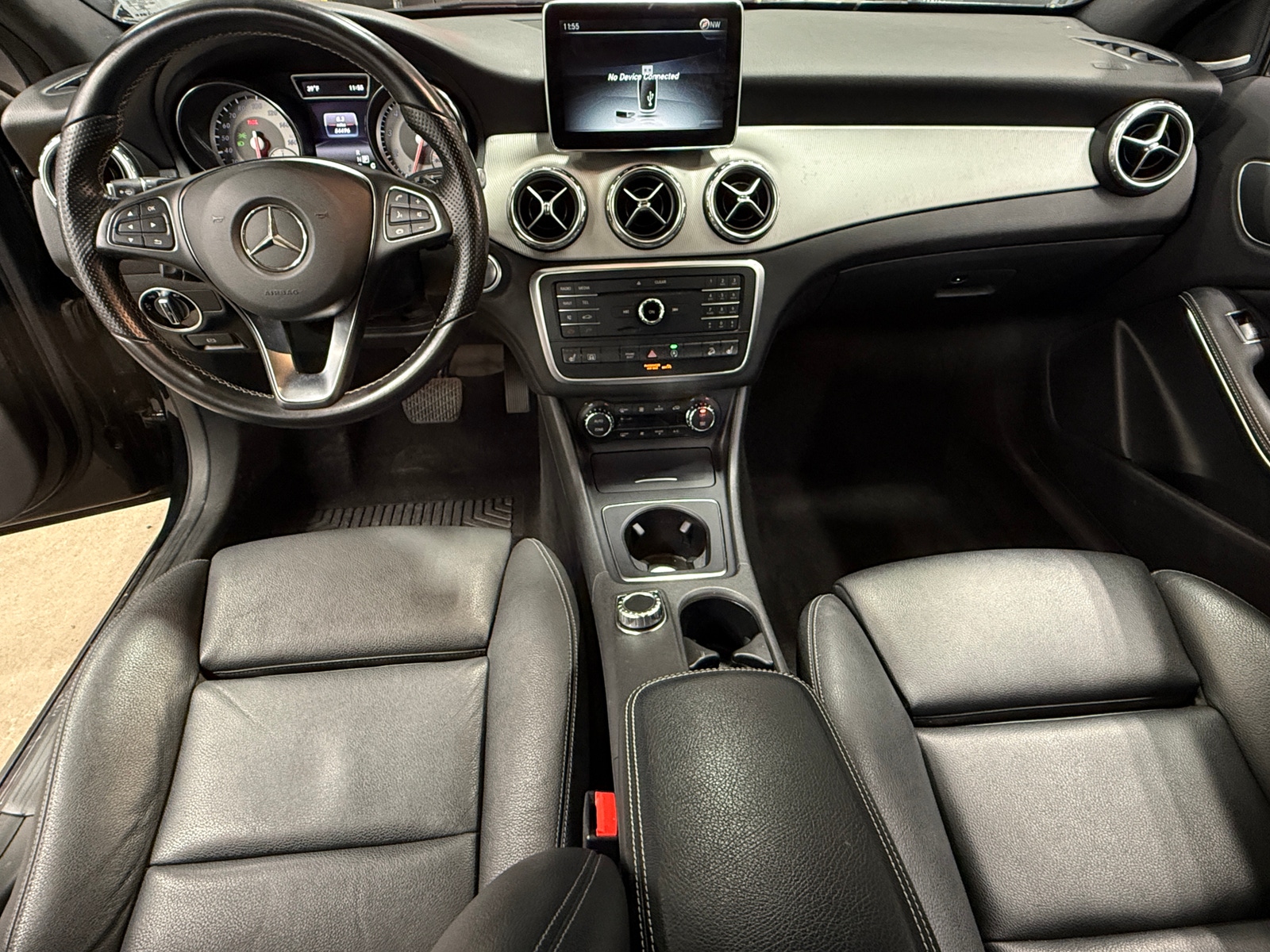 Thumbnail: 2016 Mercedes-Benz GLA - 2