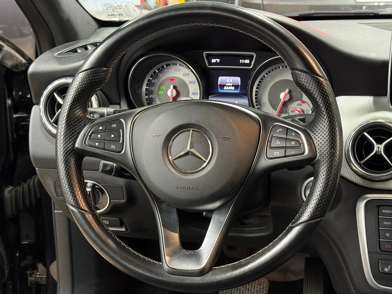 Thumbnail: 2016 Mercedes-Benz GLA - 4