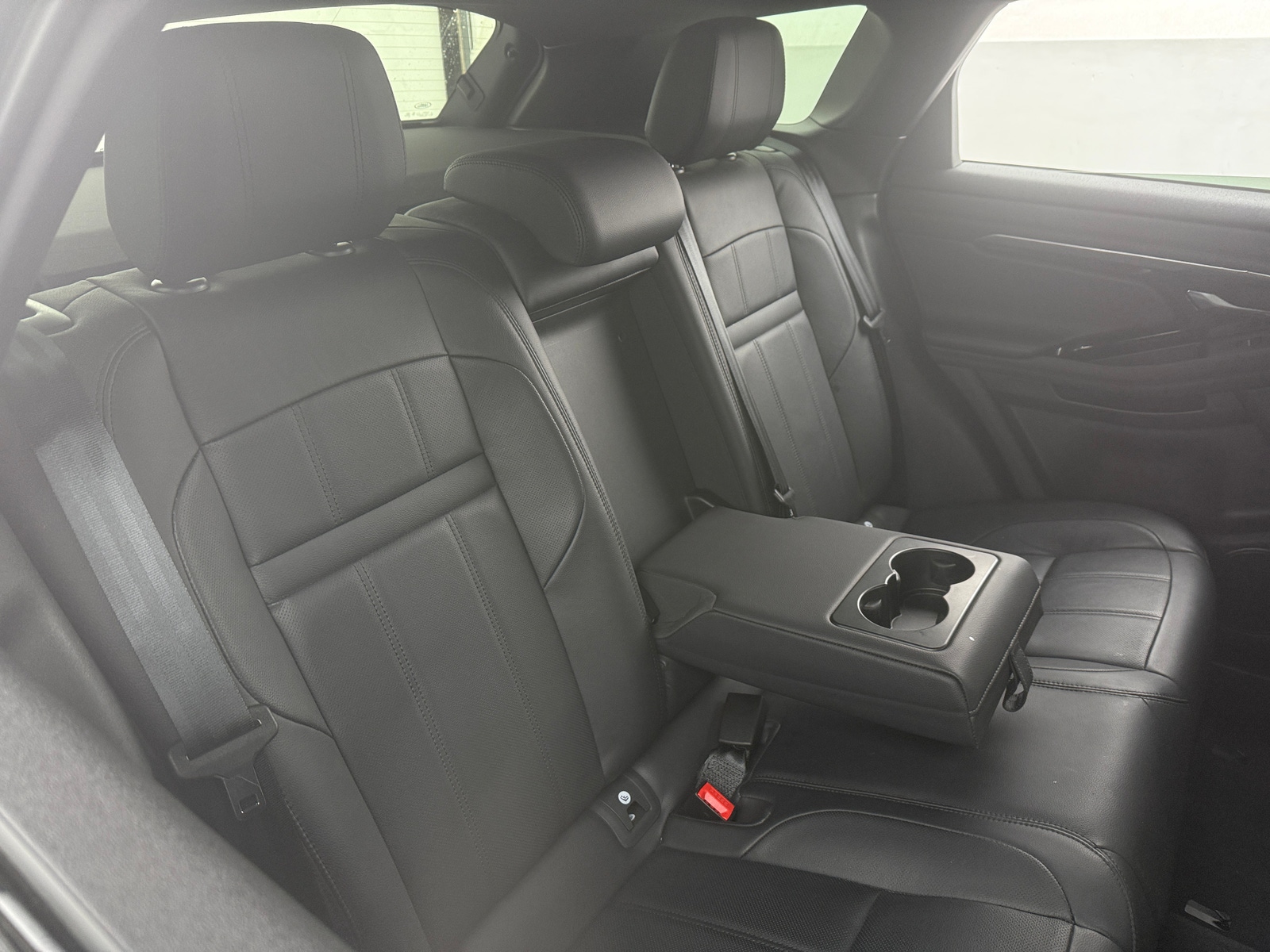 Thumbnail: 2021 Land Rover Range Rover Evoque - 5