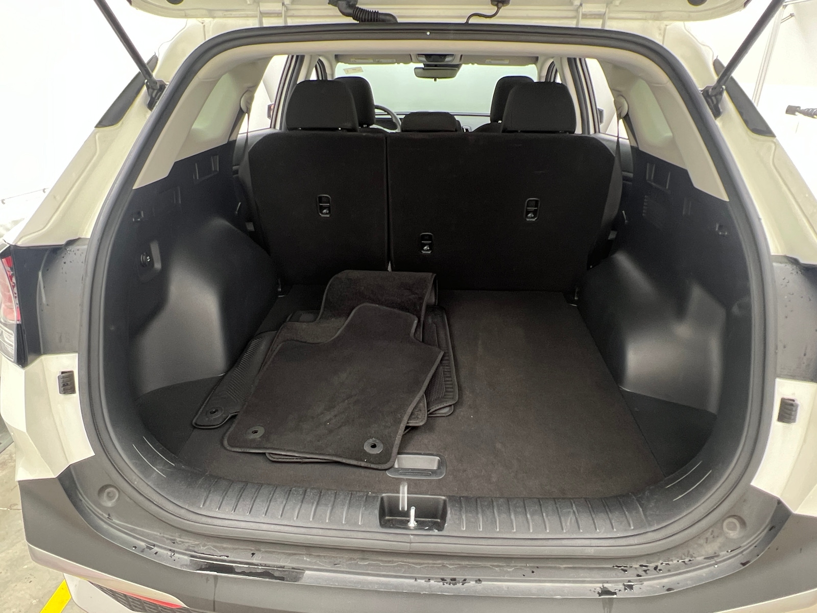 Thumbnail: 2024 Kia Sportage - 7