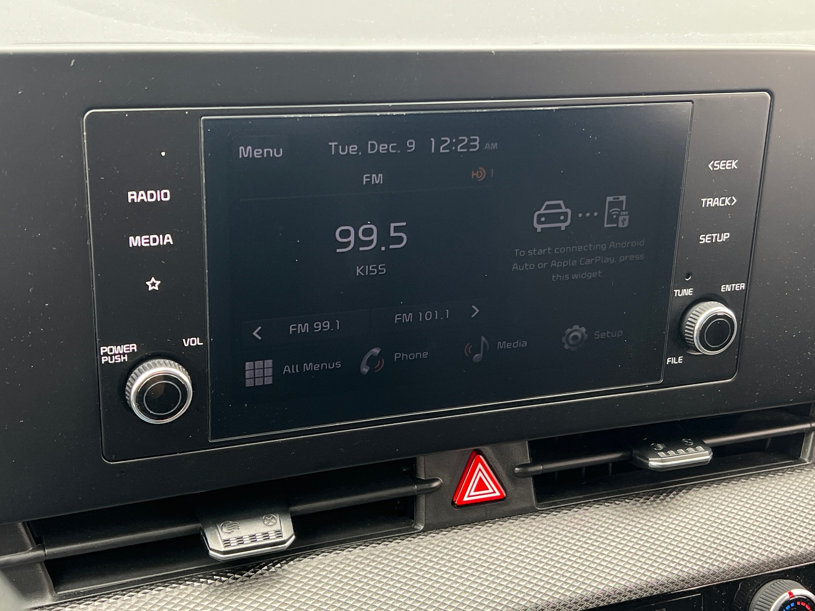 Thumbnail: 2024 Kia Sportage - 4