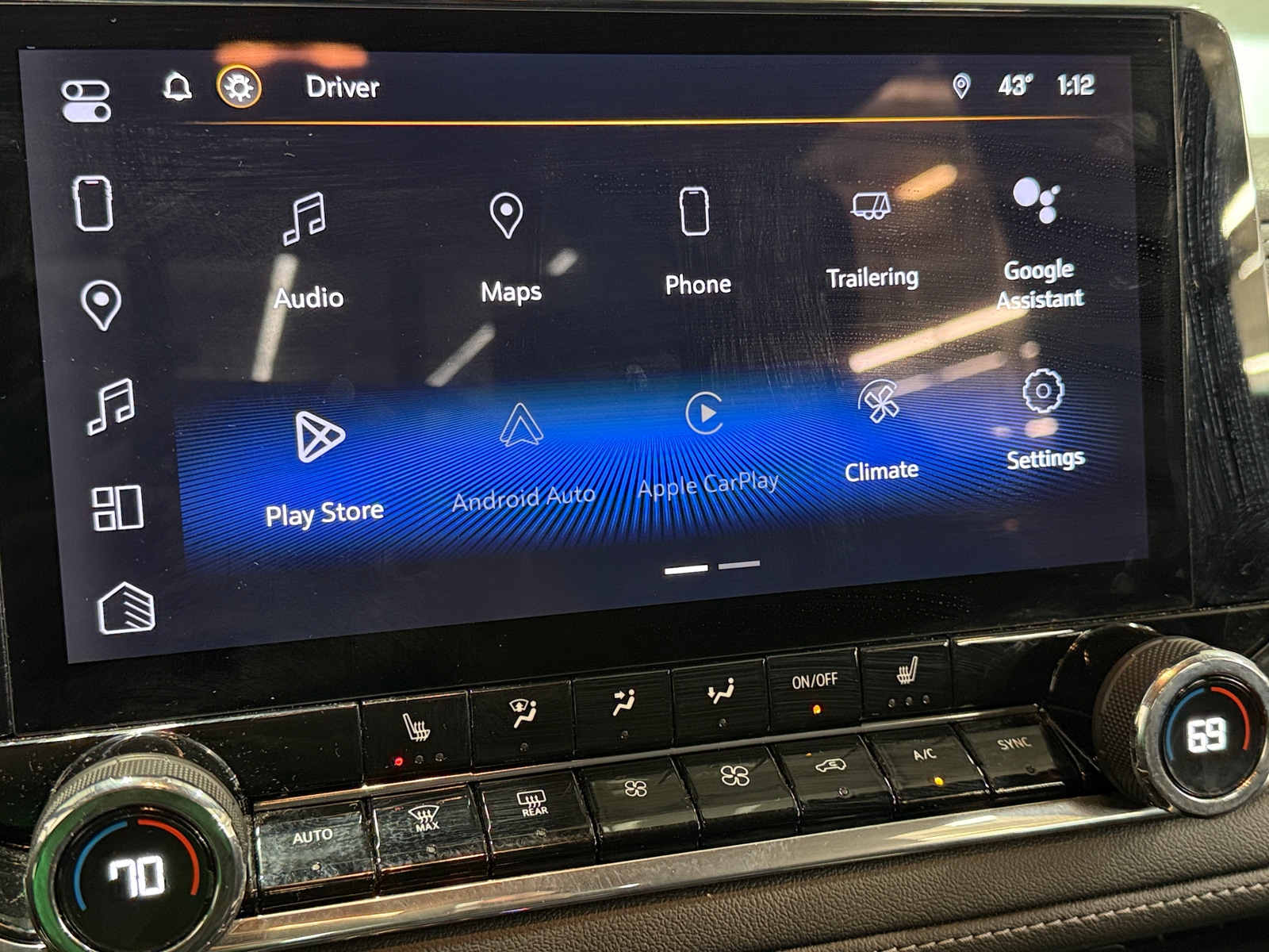 Thumbnail: 2023 Chevrolet Colorado - 4