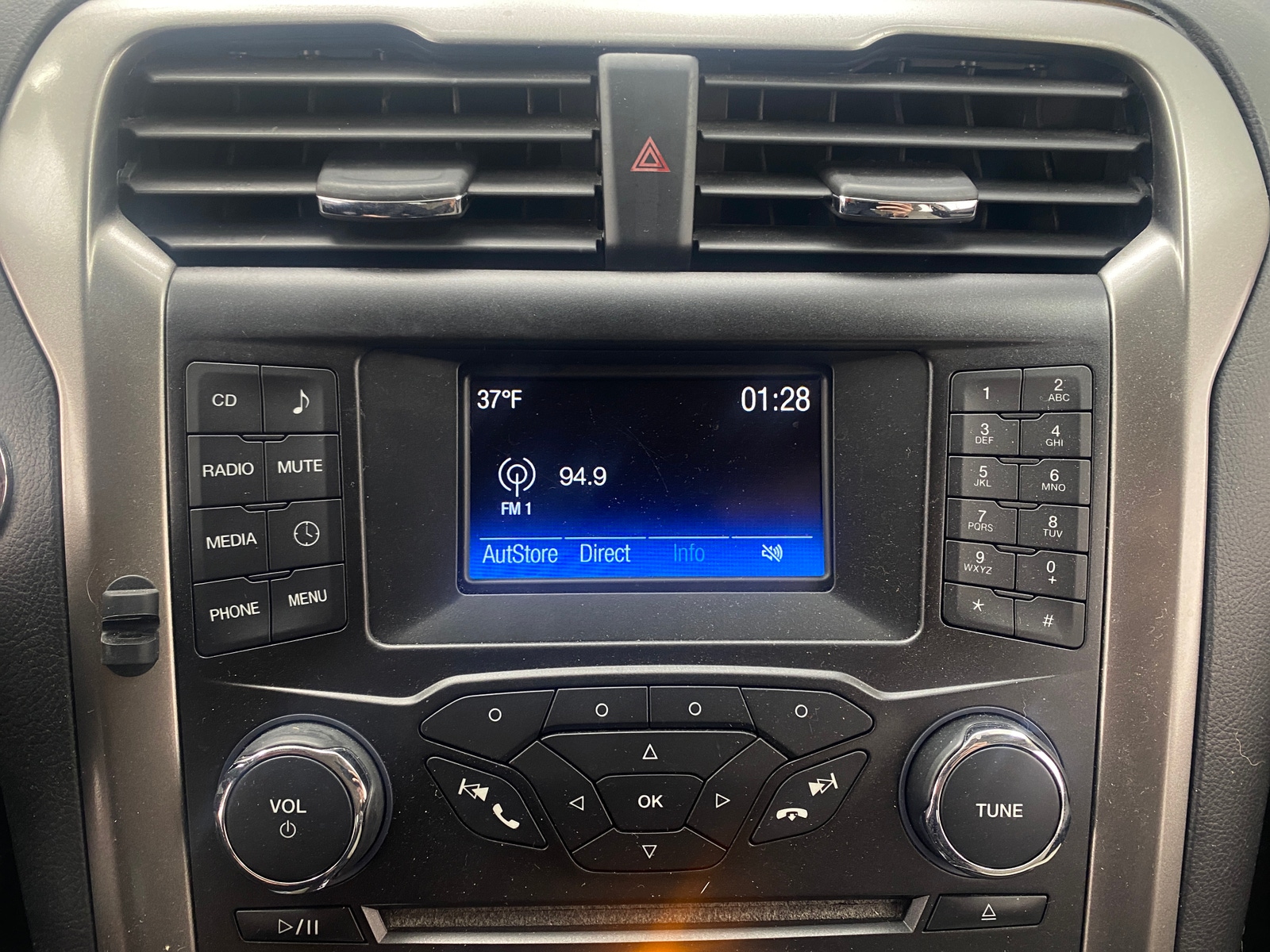 Thumbnail: 2017 Ford Fusion - 4