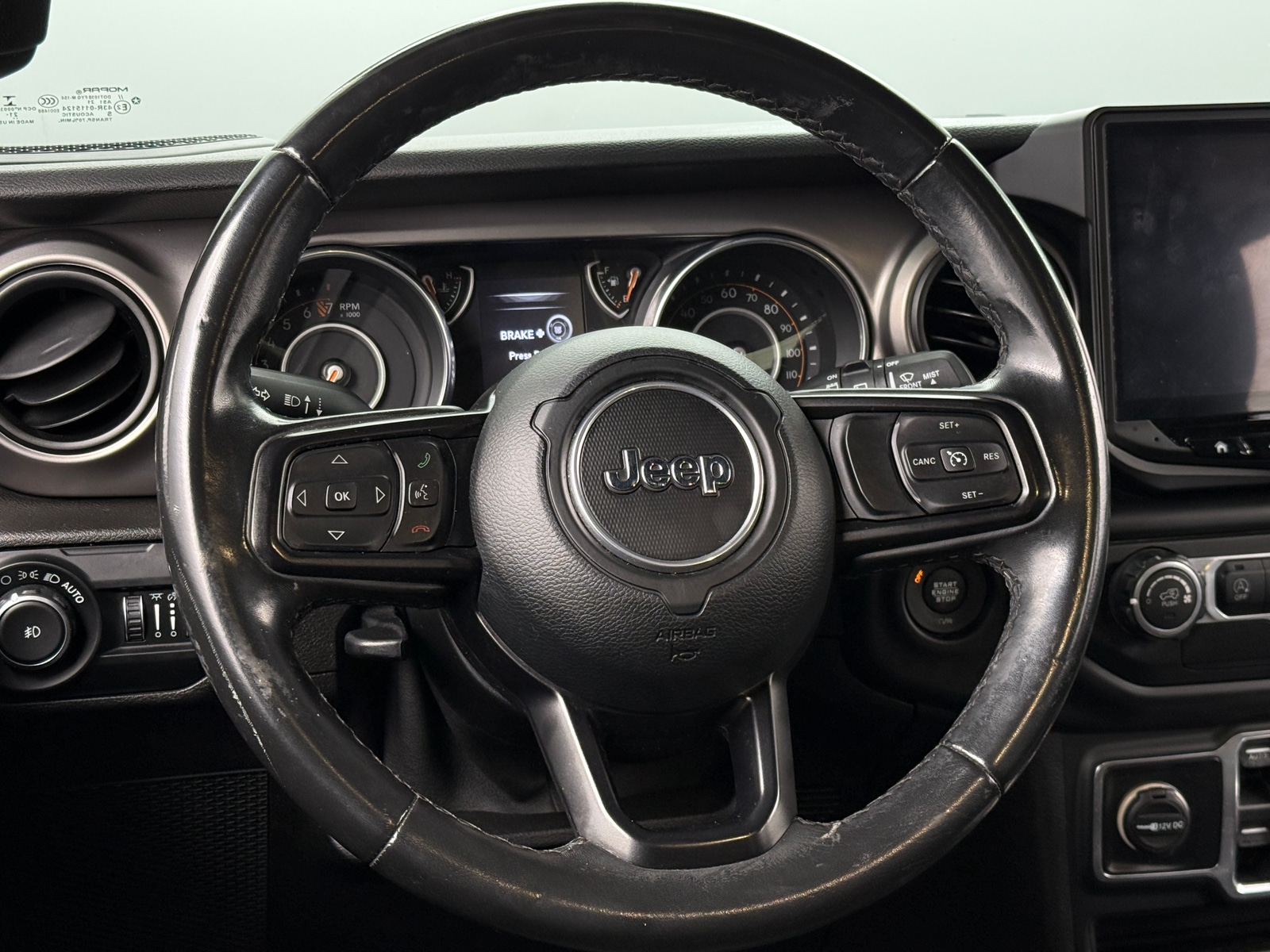 Thumbnail: 2019 Jeep Wrangler - 5